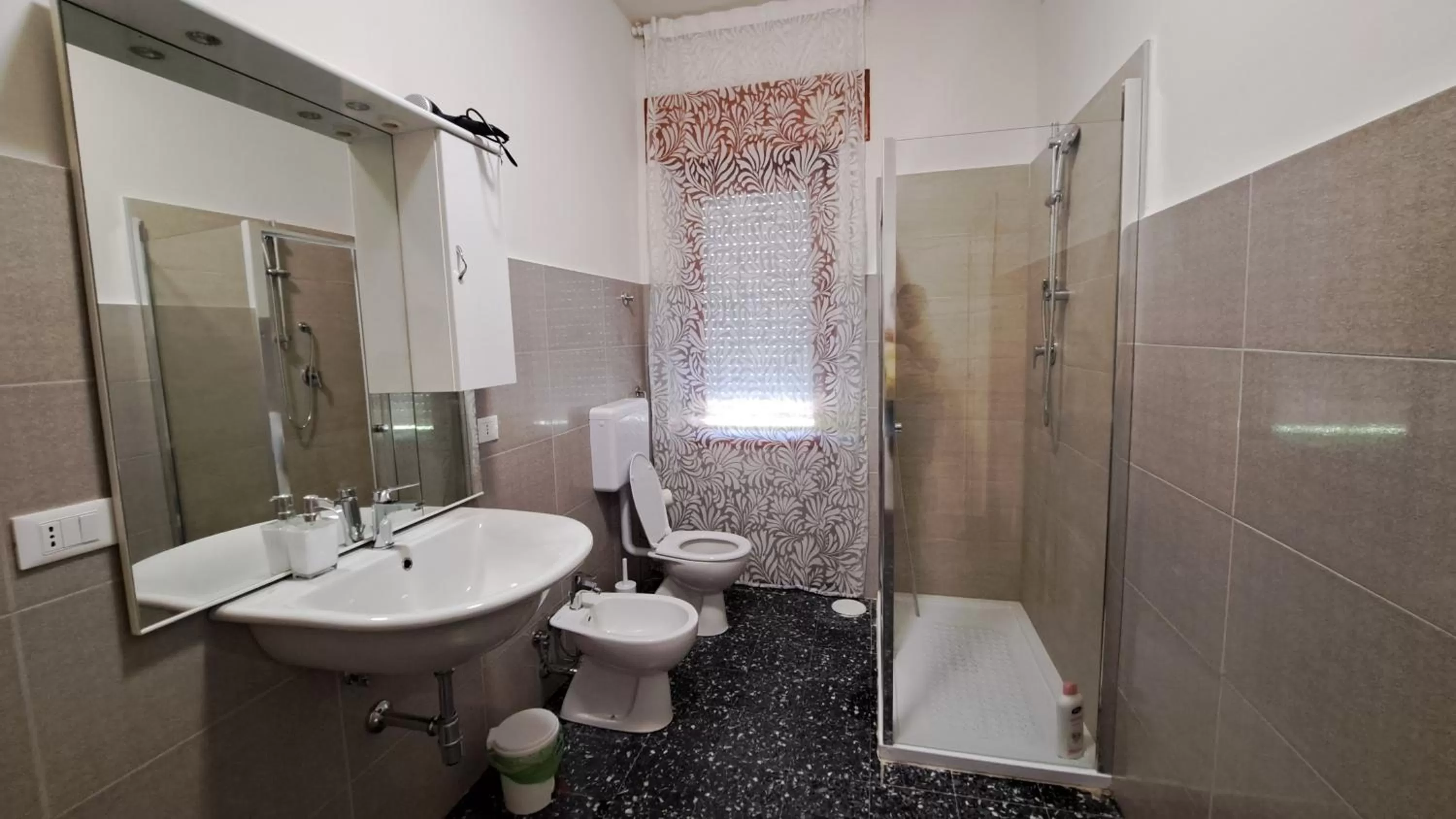 Bathroom in B & B le tre rose