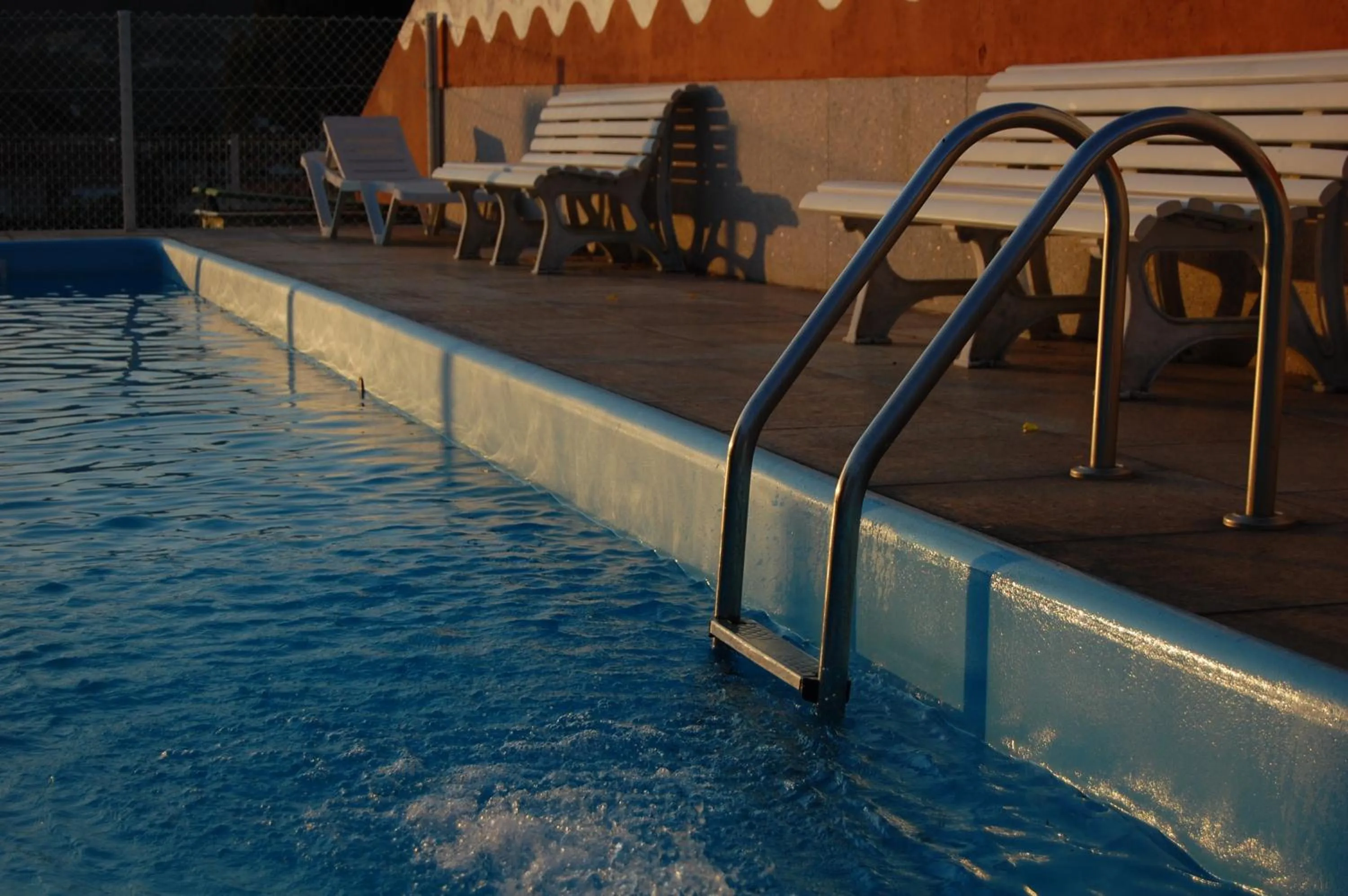 Swimming pool in Hotel París
