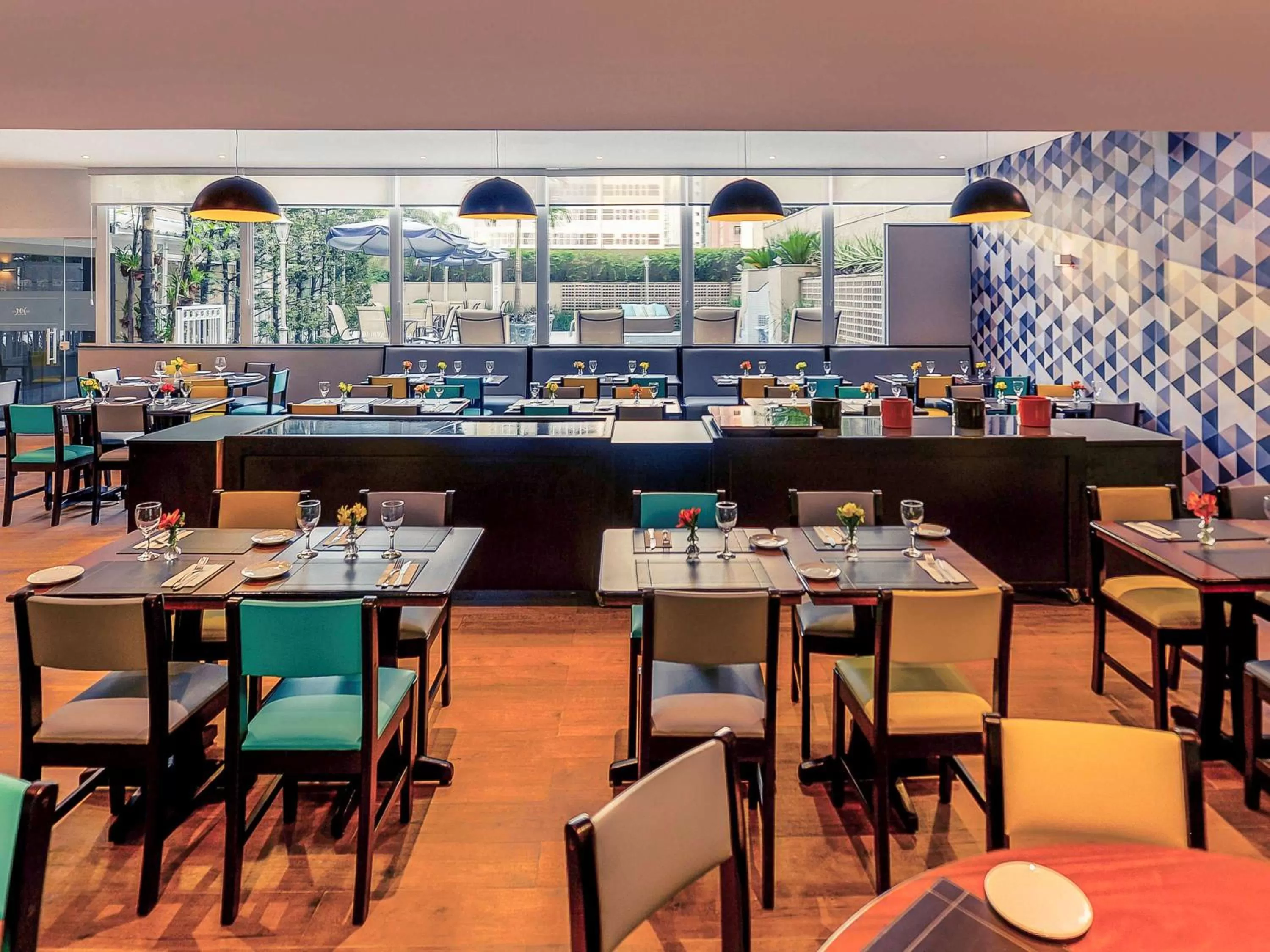 Restaurant/places to eat in Mercure Sao Paulo JK