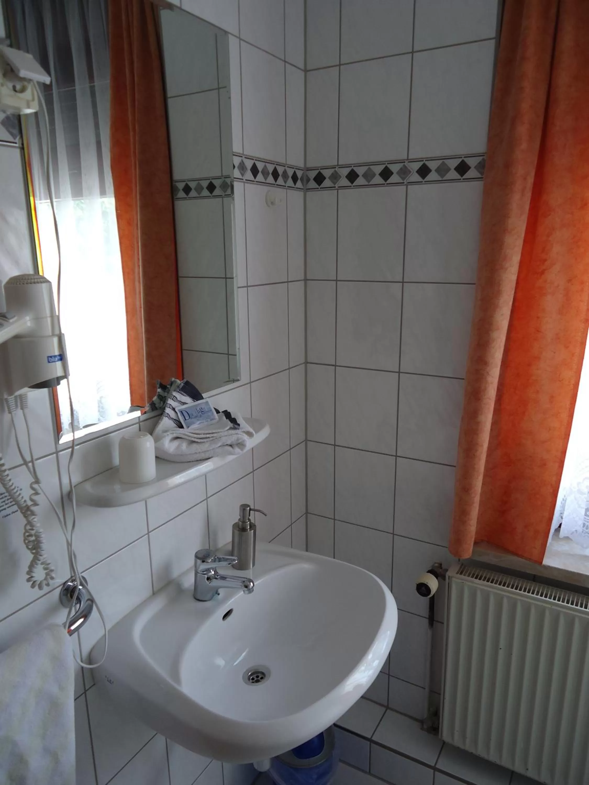 Bathroom in Cityhotel Magdeburg