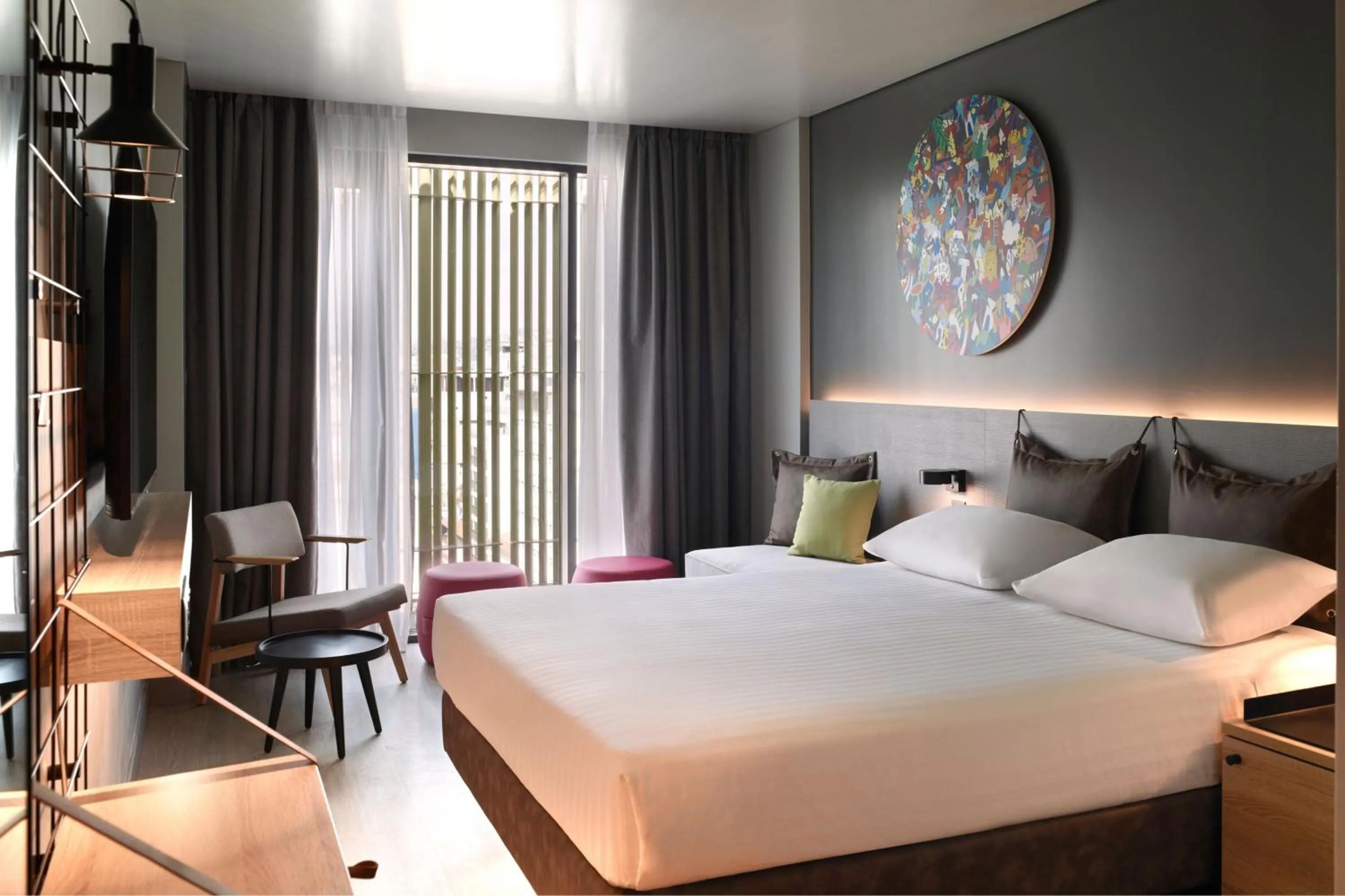 Photo of the whole room, Bed in Moxy Athens City