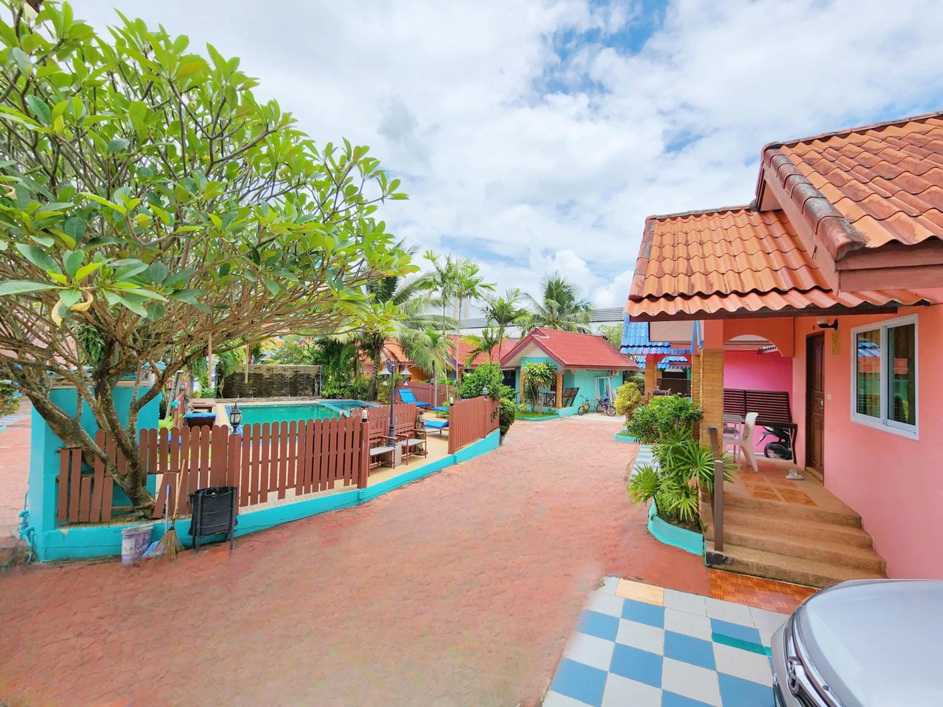 Garden in Phaithong Sotel Resort