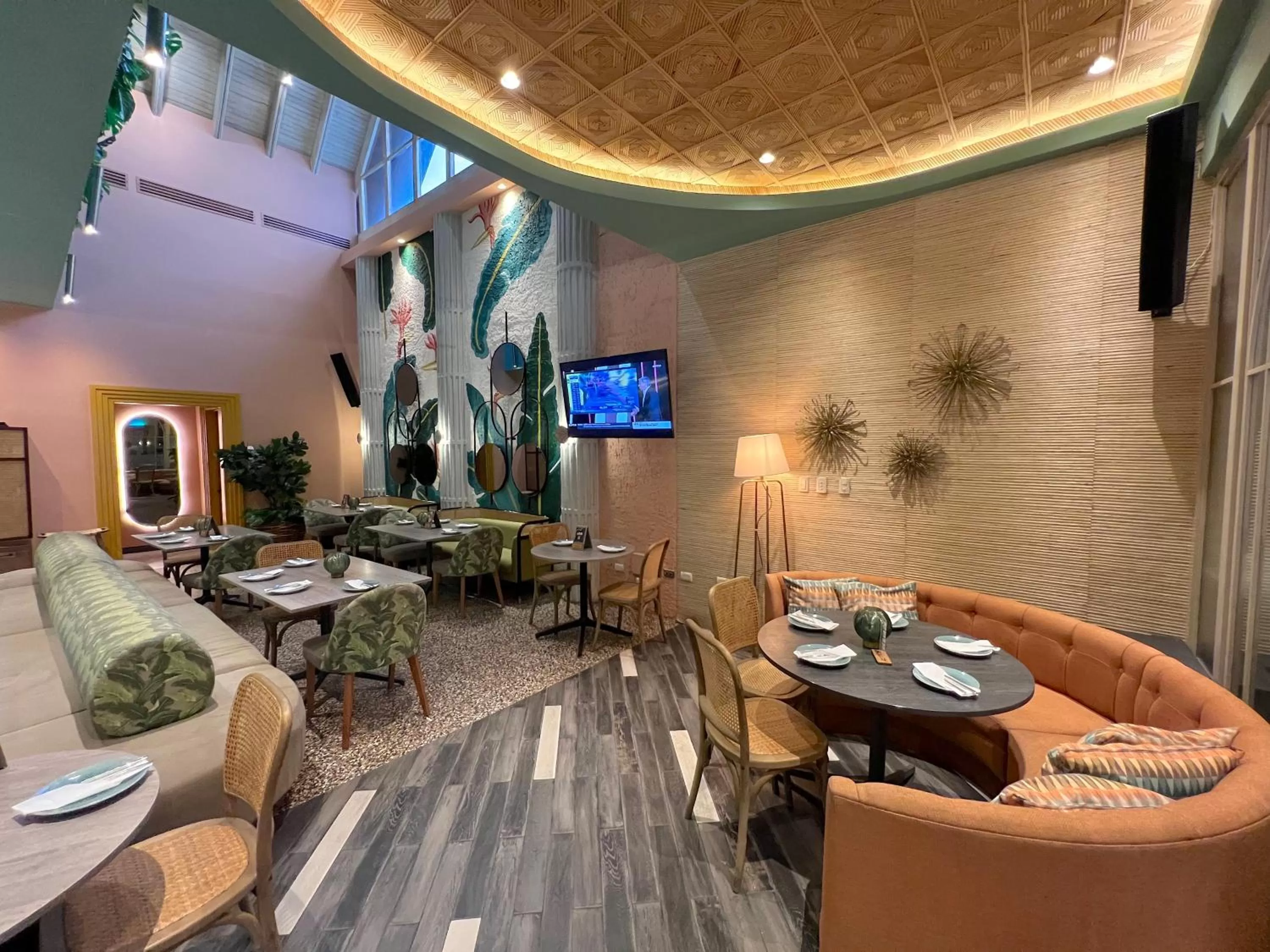 Restaurant/Places to Eat in FIESTA SOL CARIBE playa LOS CORALES