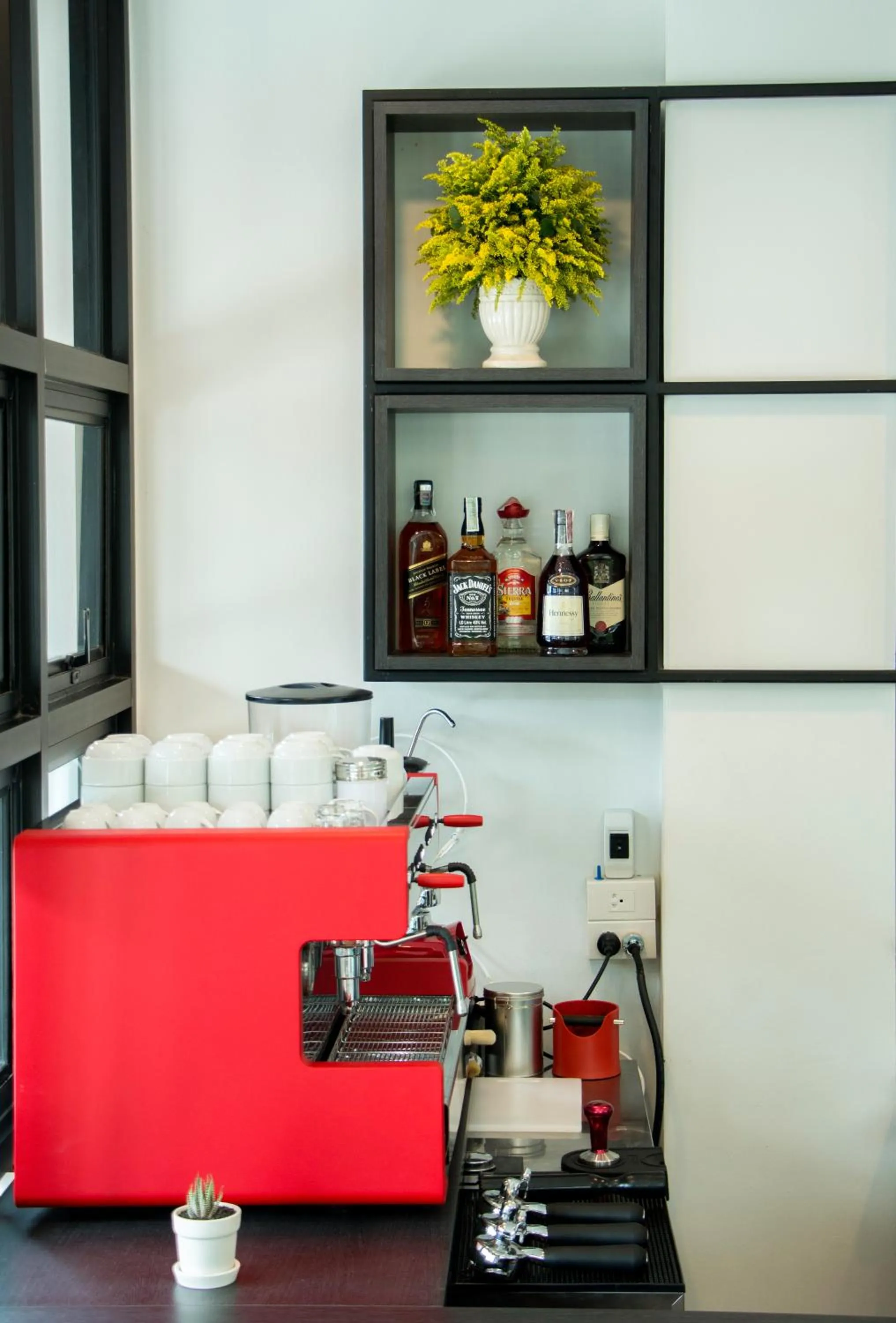 Restaurant/places to eat in Wealth Boutique Hotel Chiang Mai