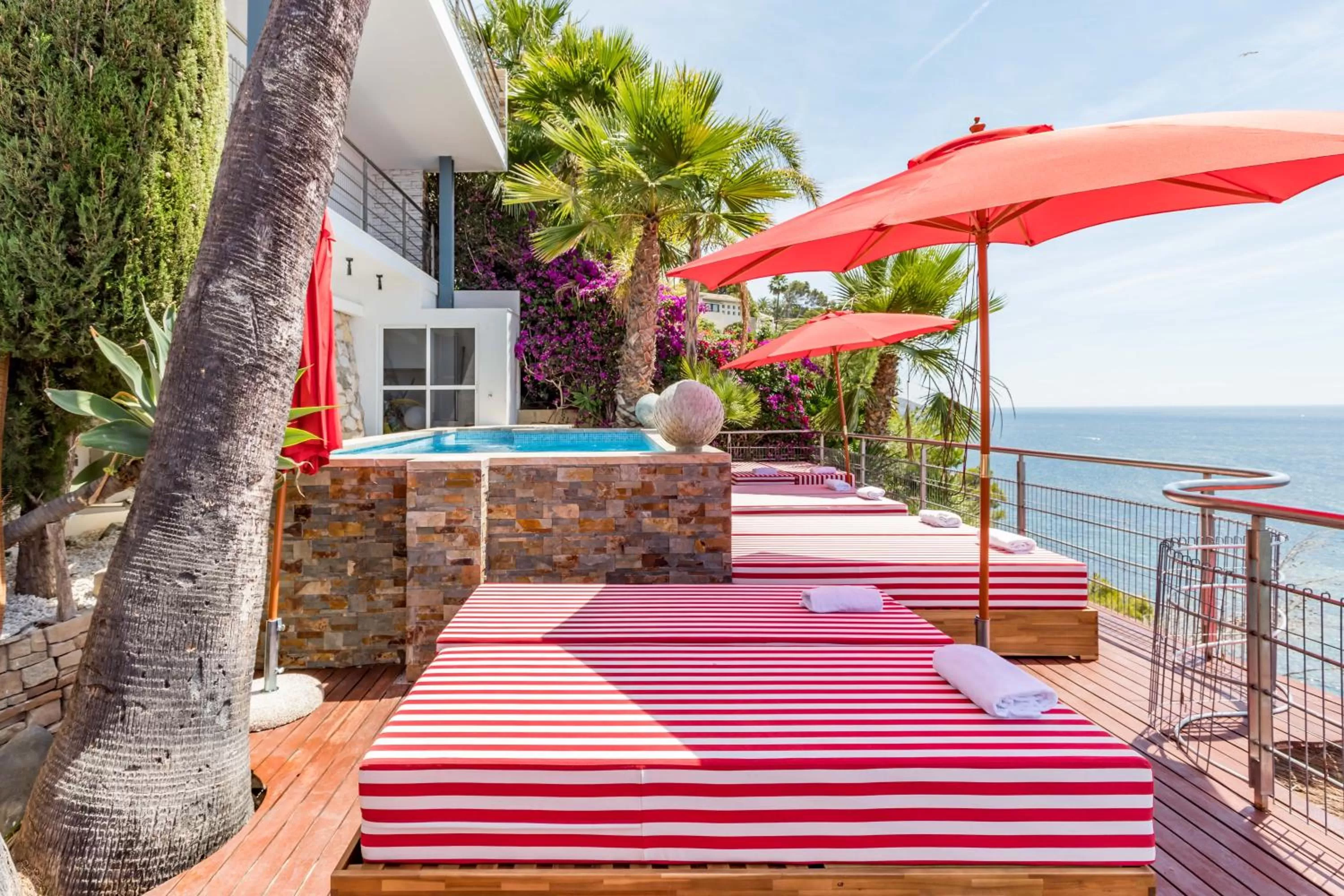 Swimming pool in Maison Condesa Adults Only