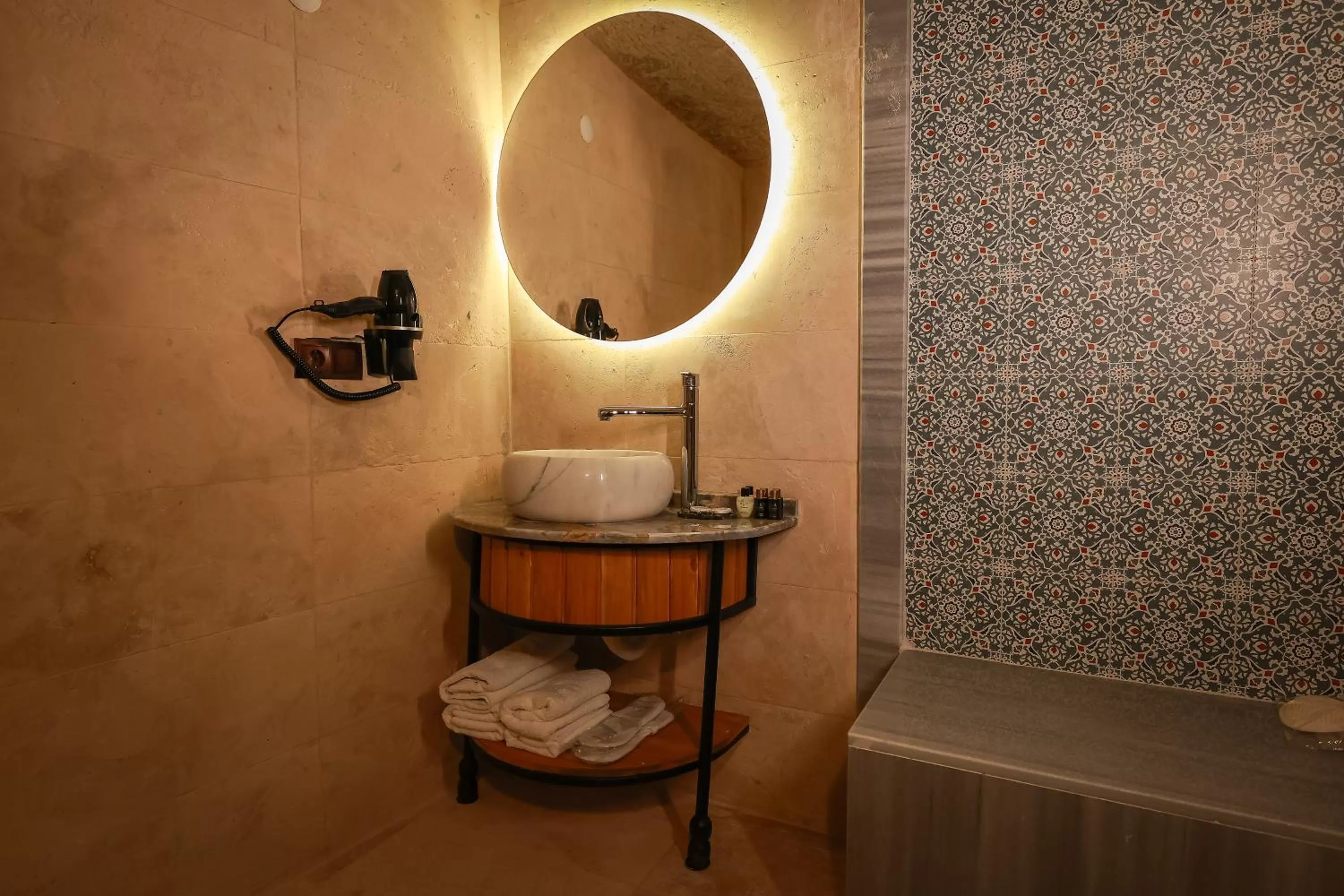 Shower in Mia Cappadocia Cave Hotel