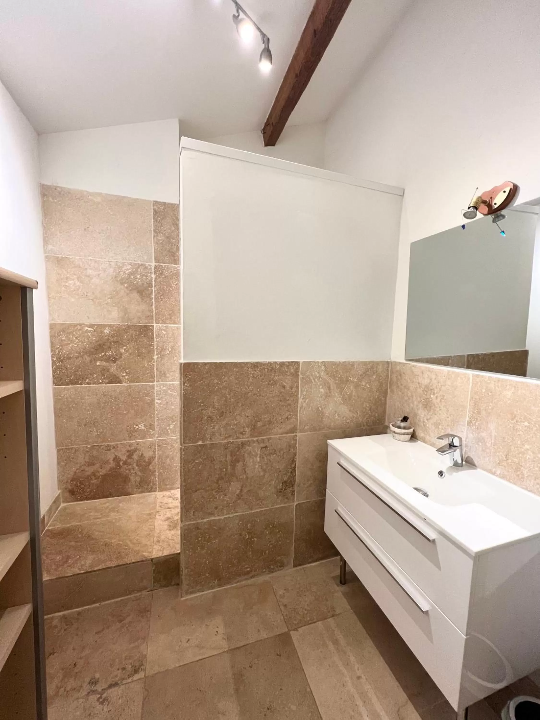 Bathroom in Domaine de l'Aufrene