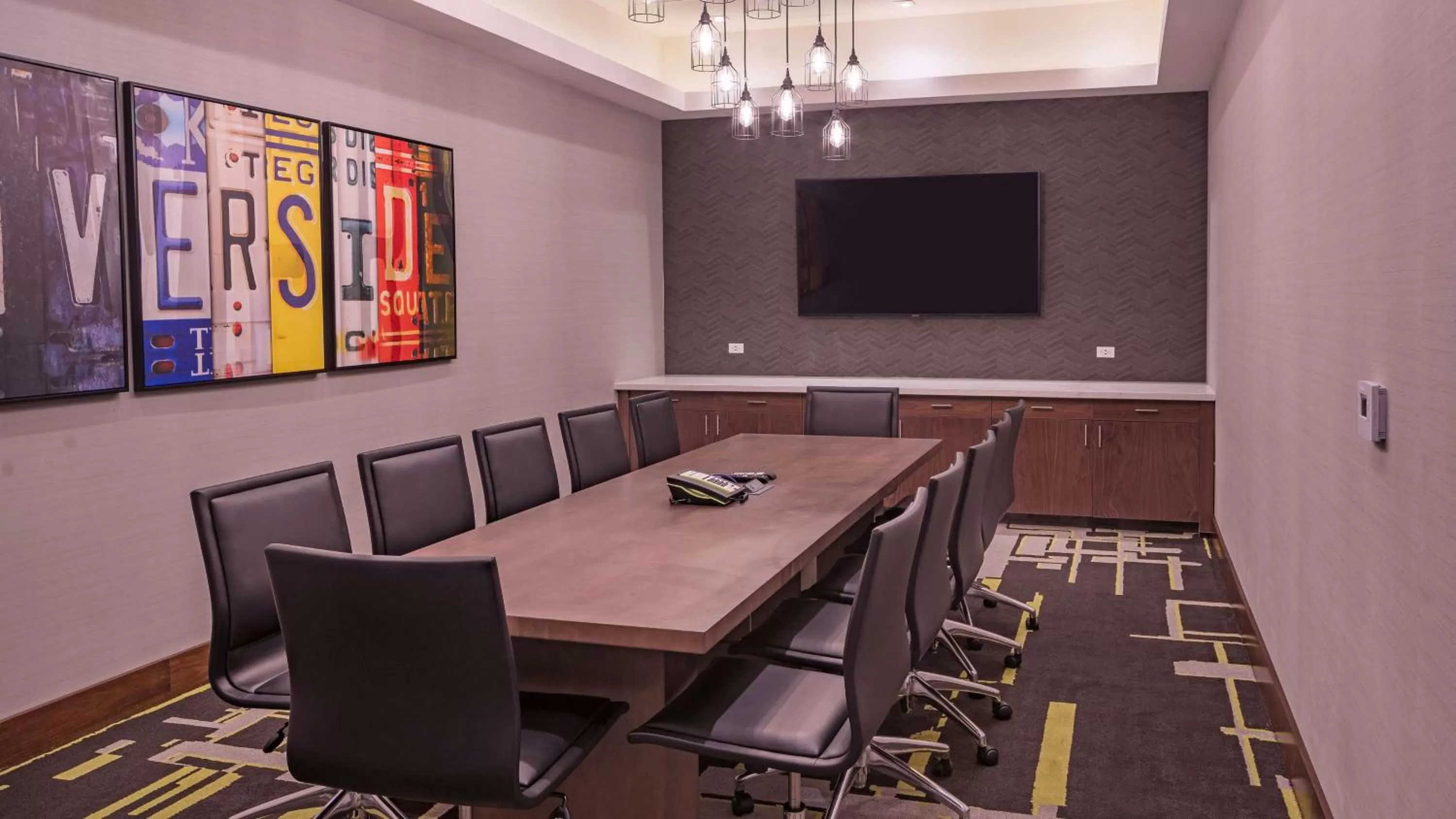 Meeting/conference room in Hampton Inn Riverside Downtown