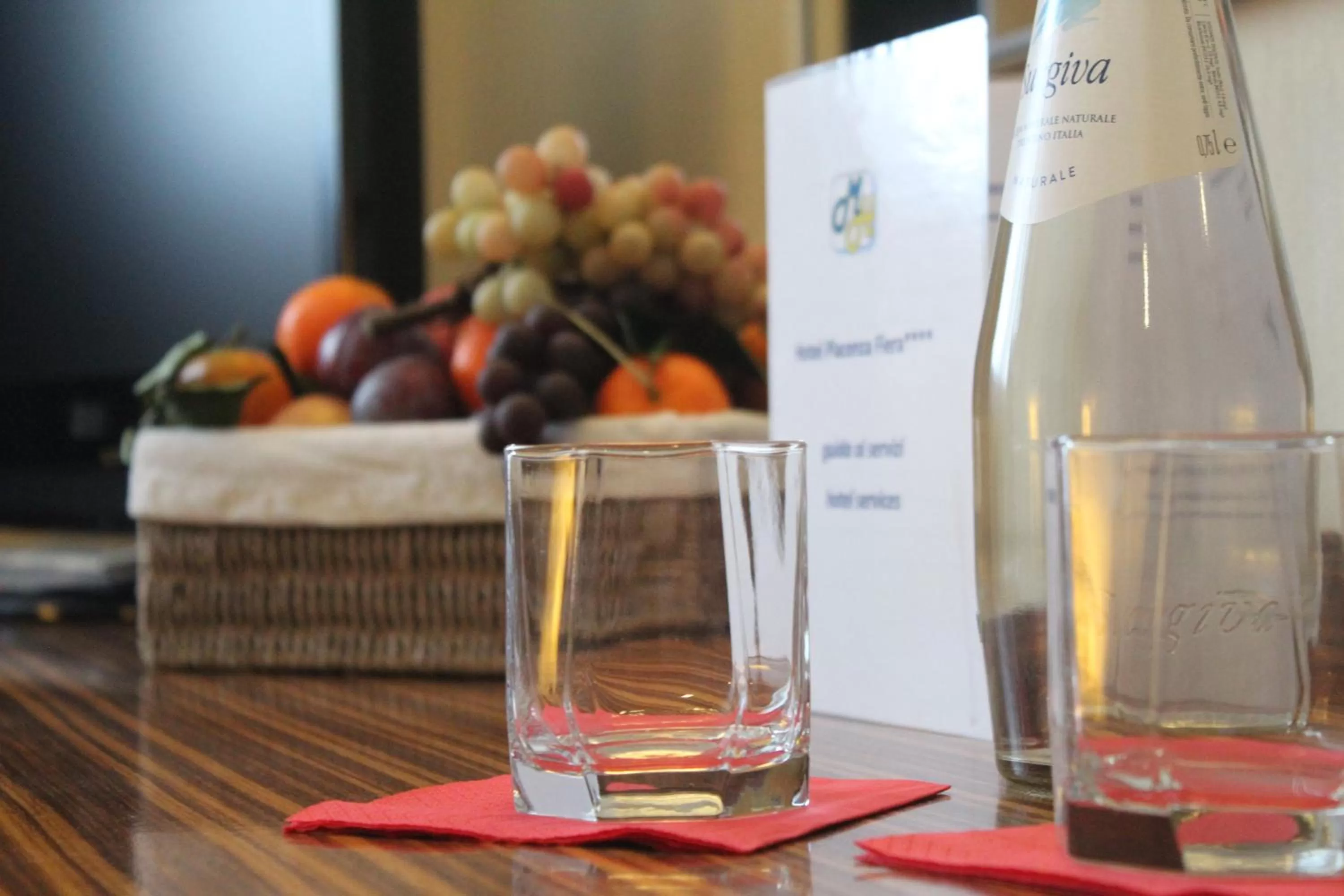 Food and drinks in MH Hotel Piacenza Fiera