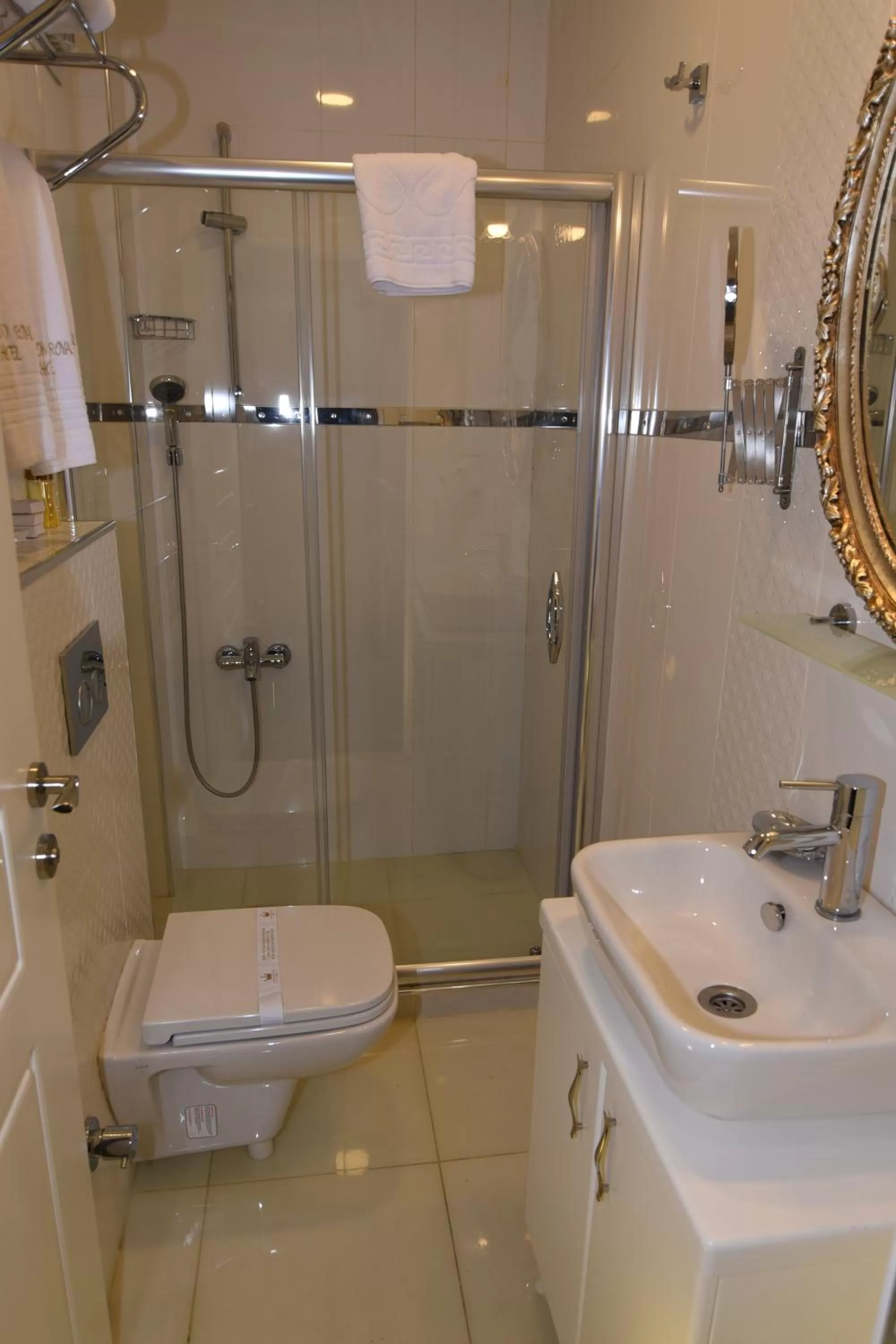 Bathroom in Diamond Royal Hotel