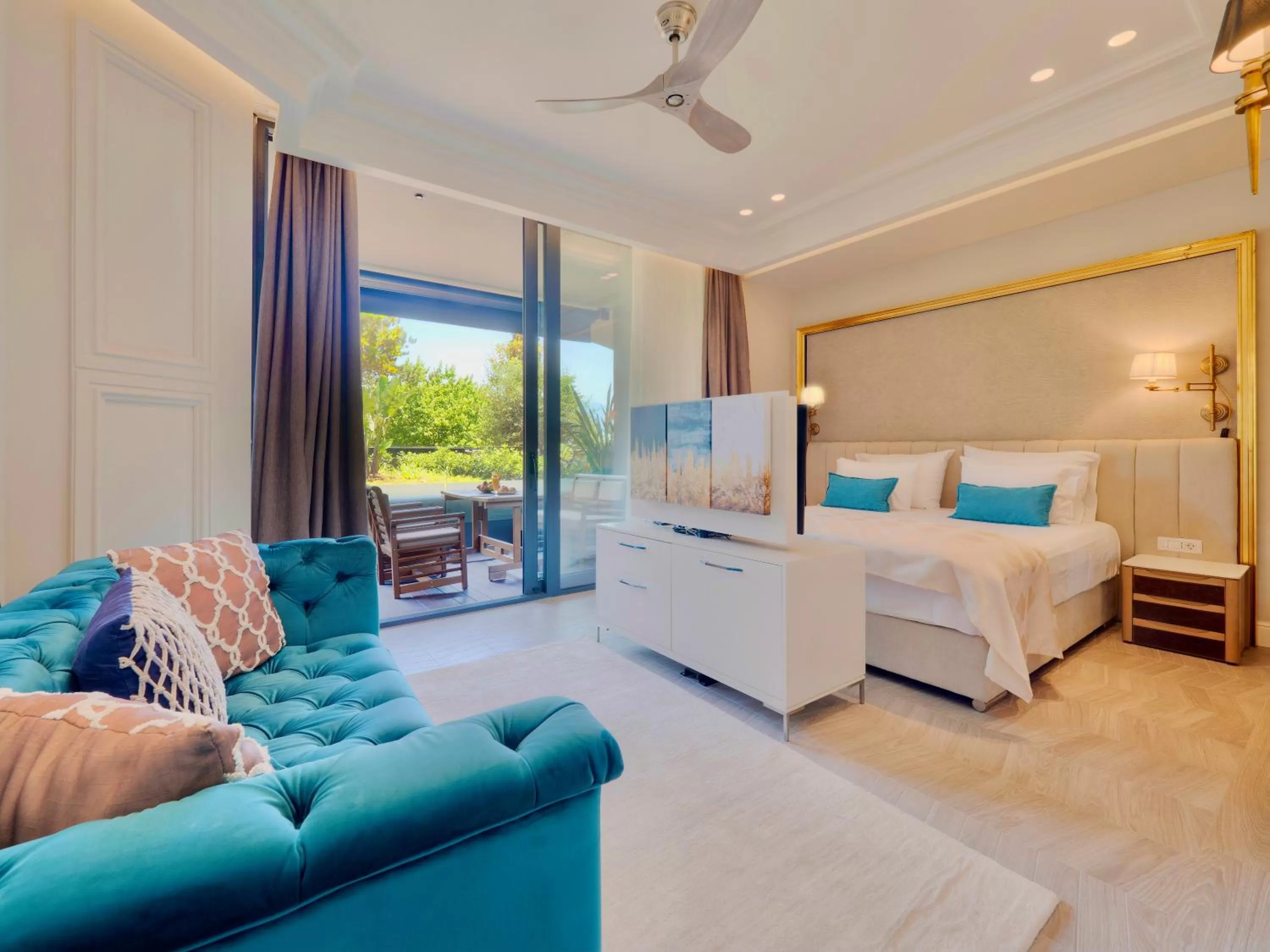 Photo of the whole room in Apartments PERLA Budva