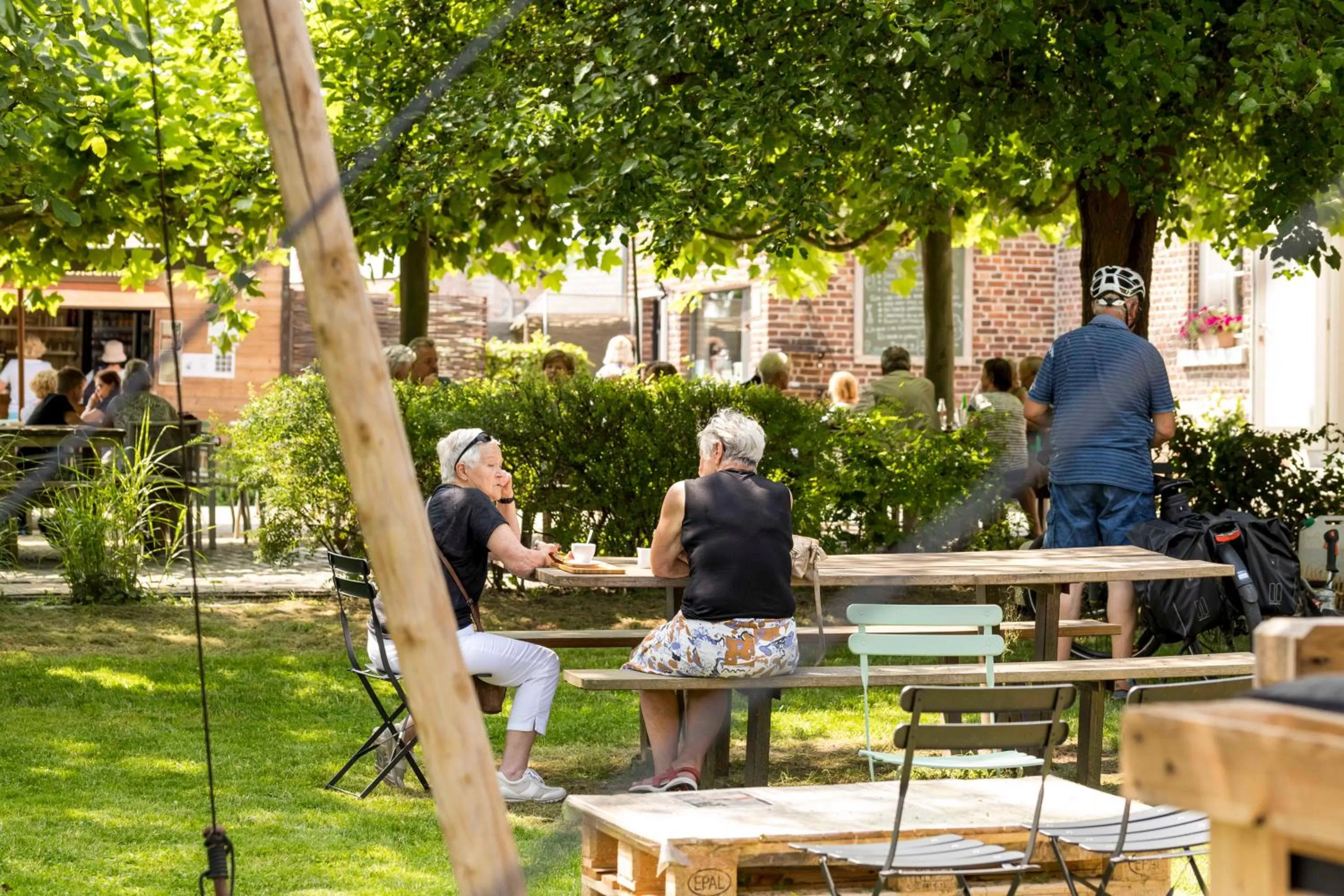 Lounge or bar in De Pastorie