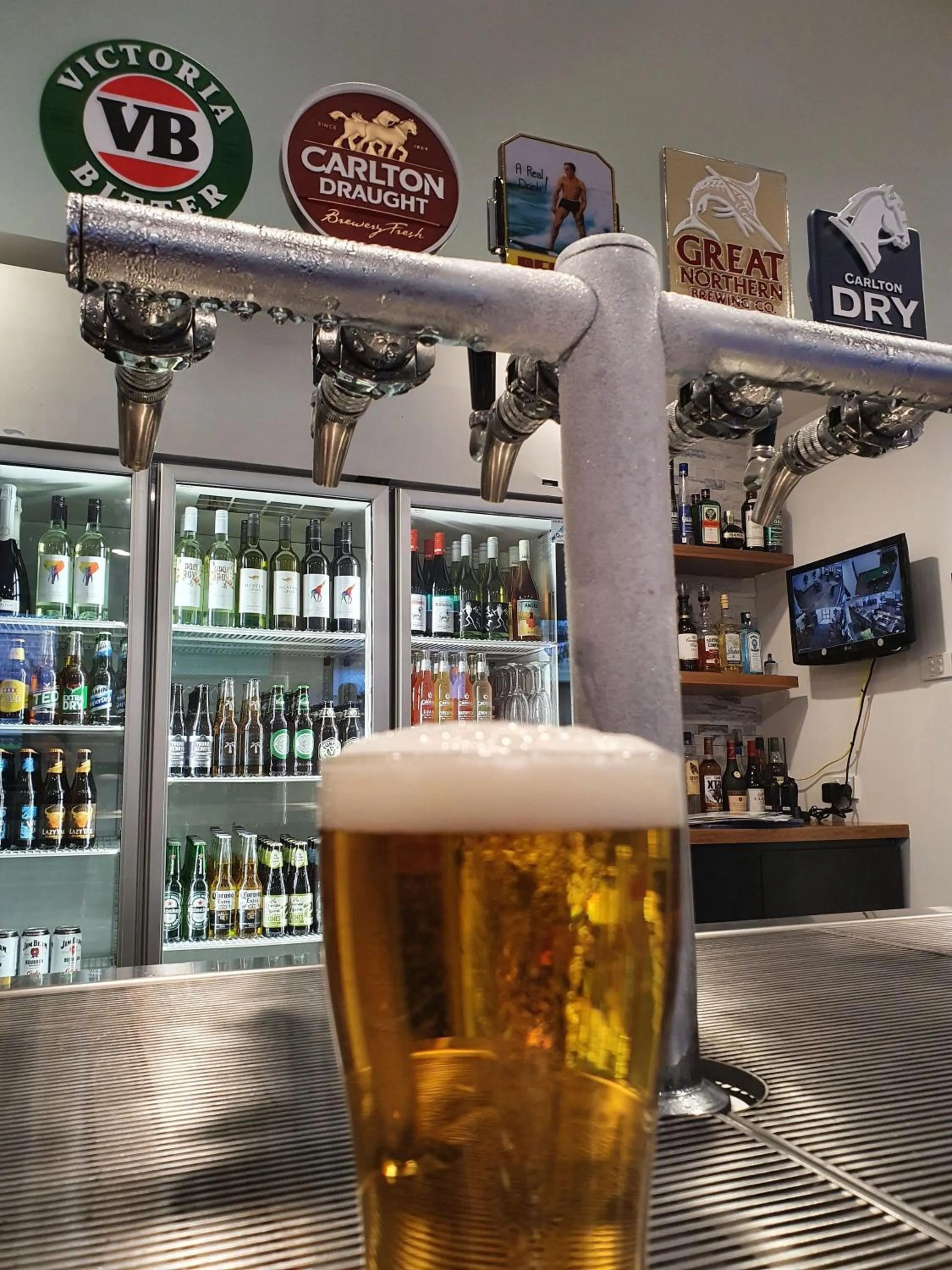 Lounge or bar in Empire Hotel Goulburn