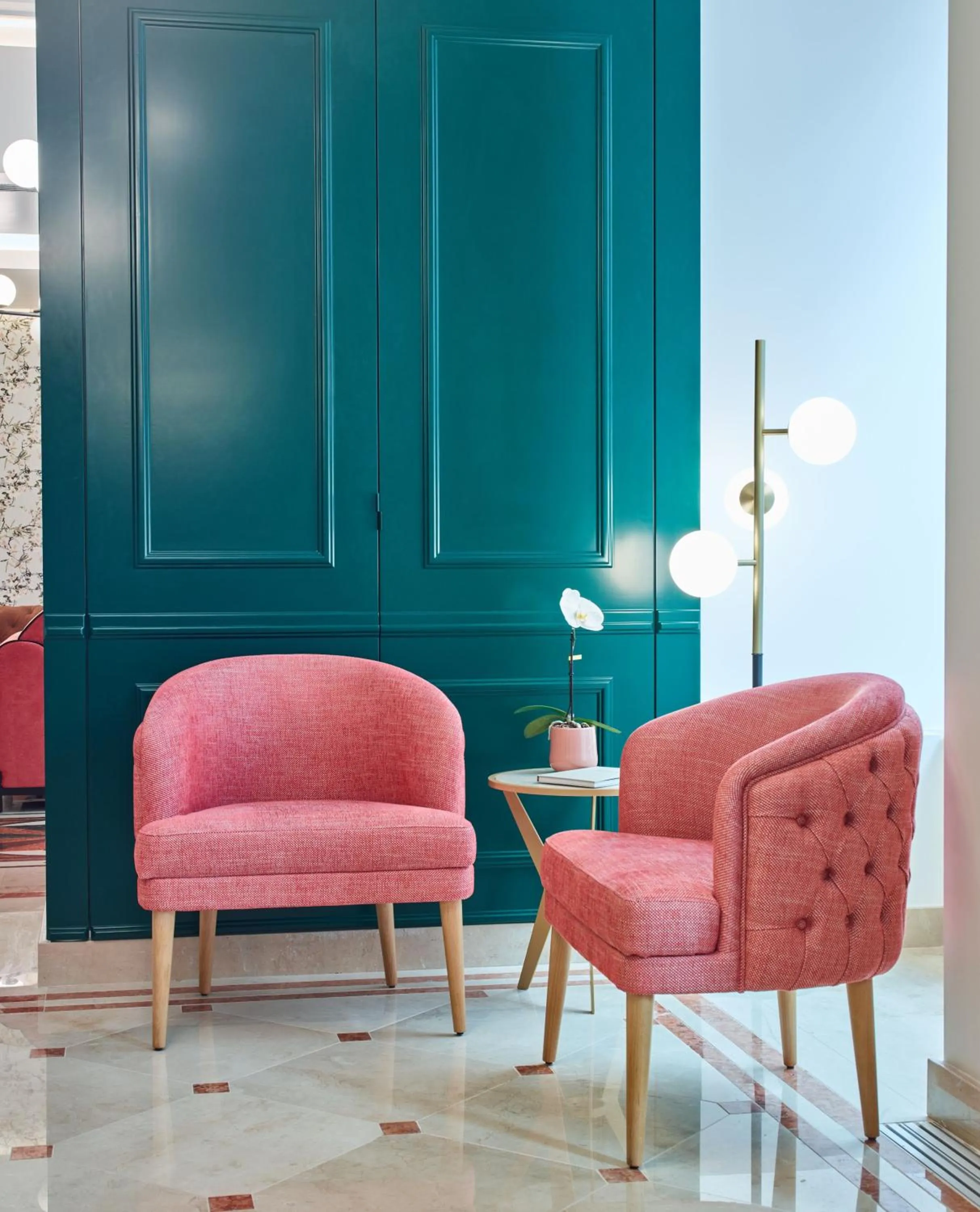 Decorative detail in Hotel Florescente