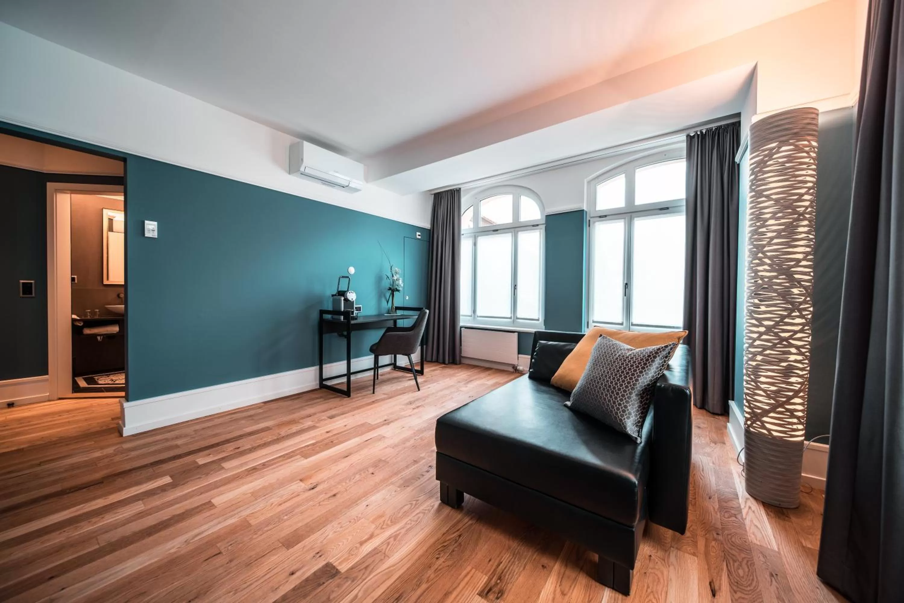 Living room, Bed in Royal St. Georges Hotel Interlaken - MGallery Collection