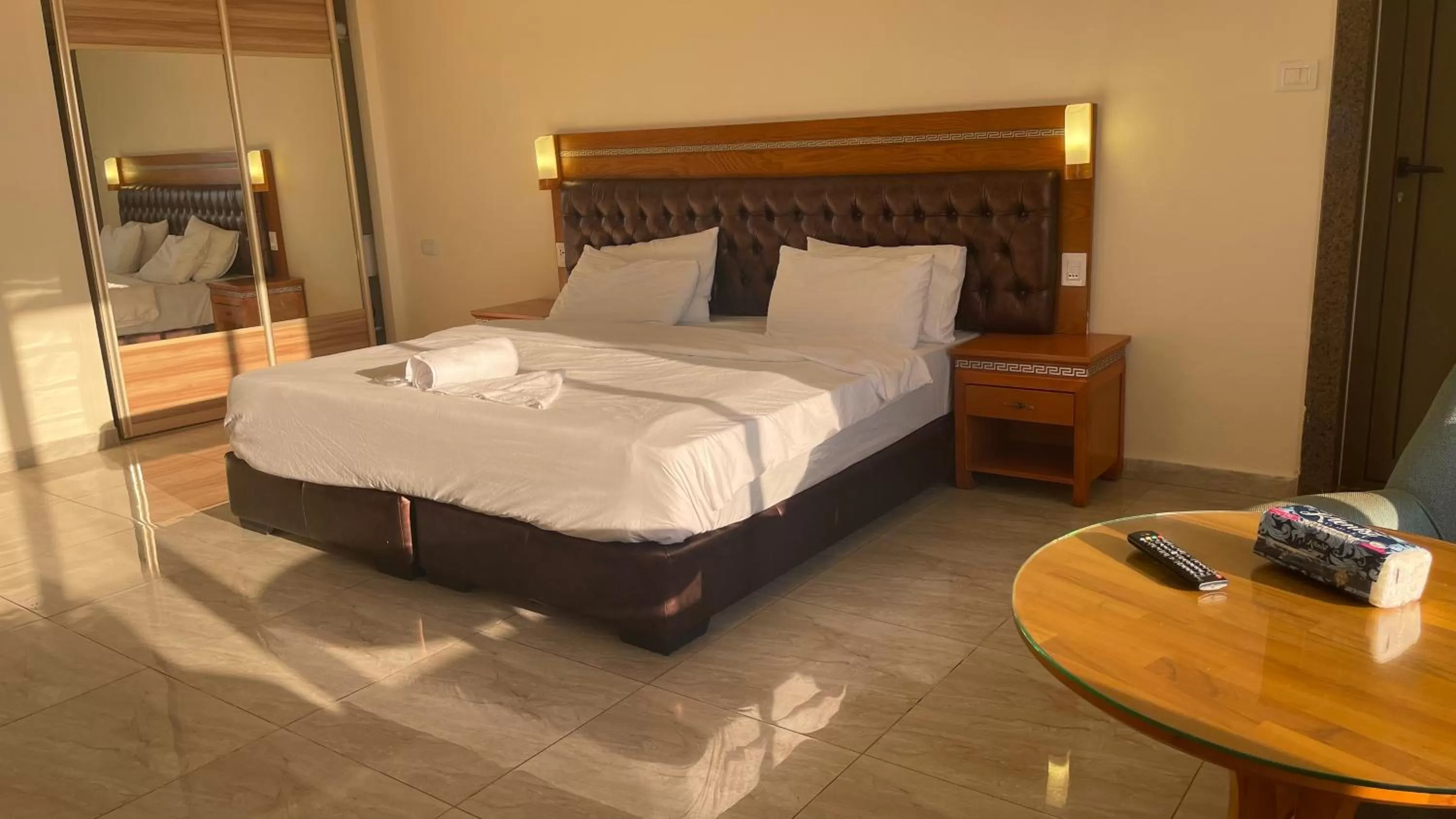 Bed in Jawharet Alswefiah Hotel Suites