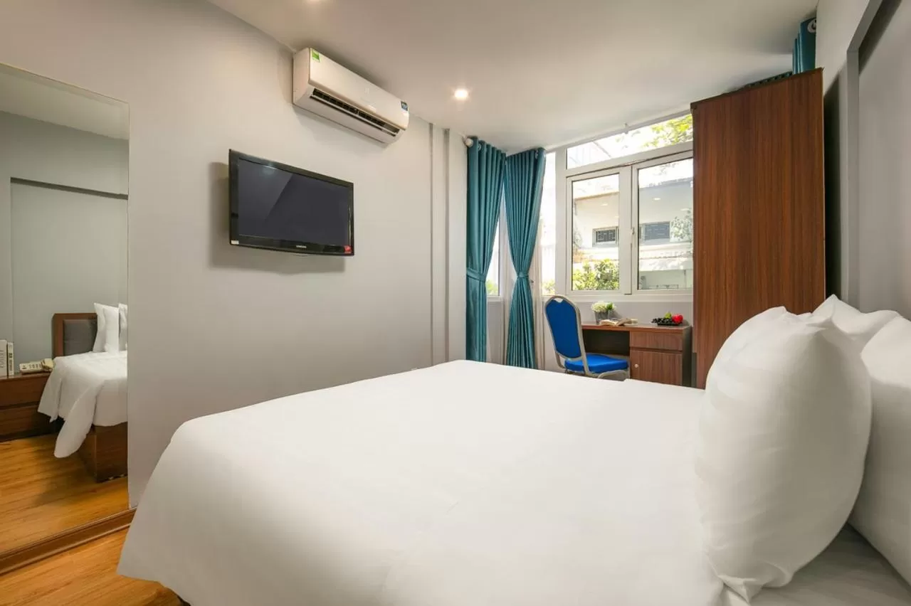 Photo of the whole room, Bed in La Renta Center Hotel & Spa