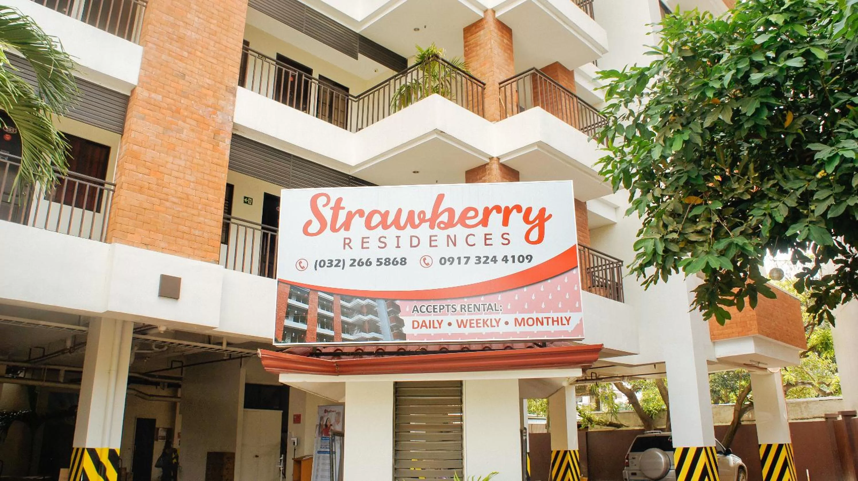 Property building in RedDoorz Plus @ Mabolo Cebu