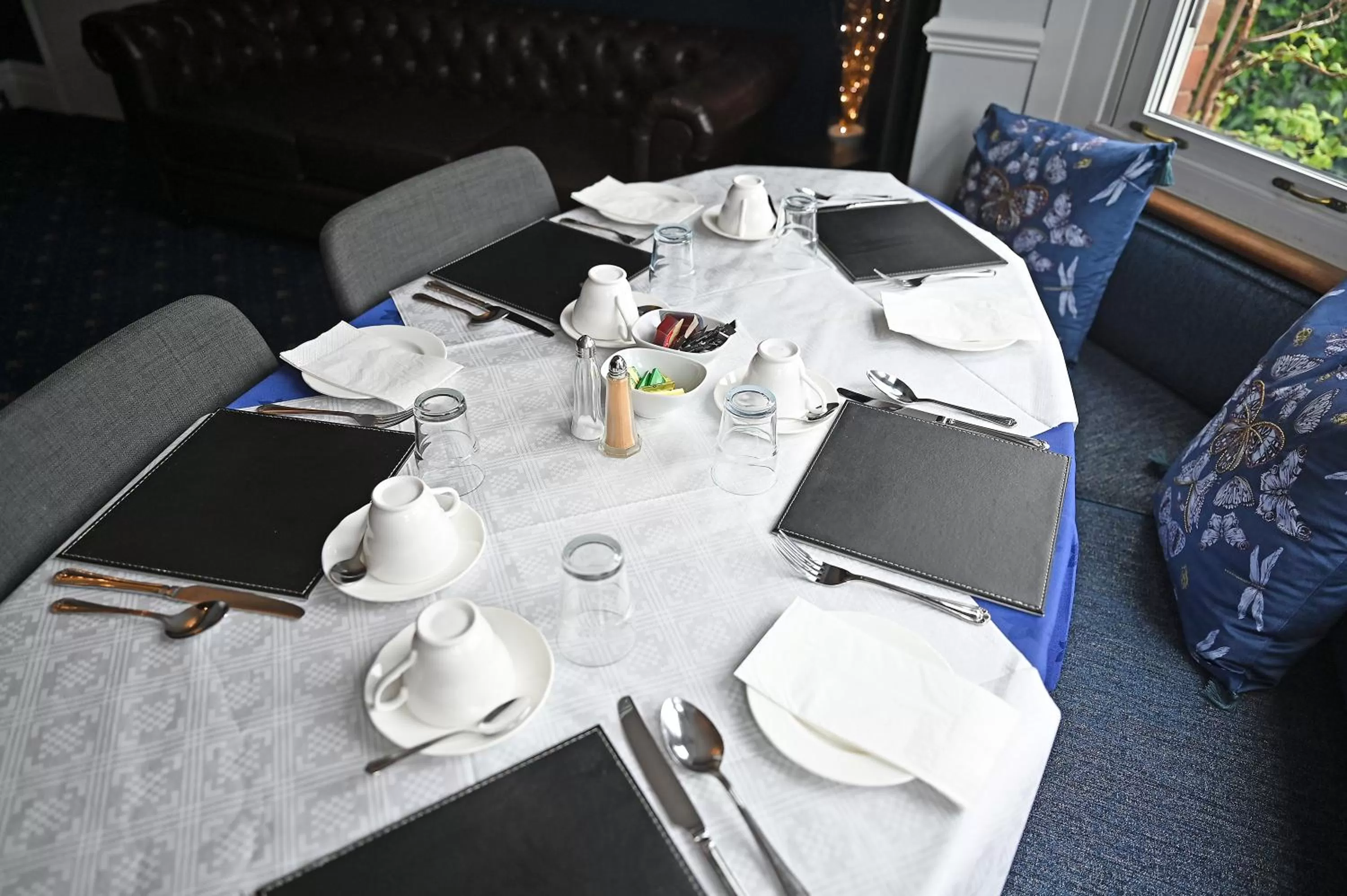 Dining area, Restaurant/Places to Eat in The Hathaways