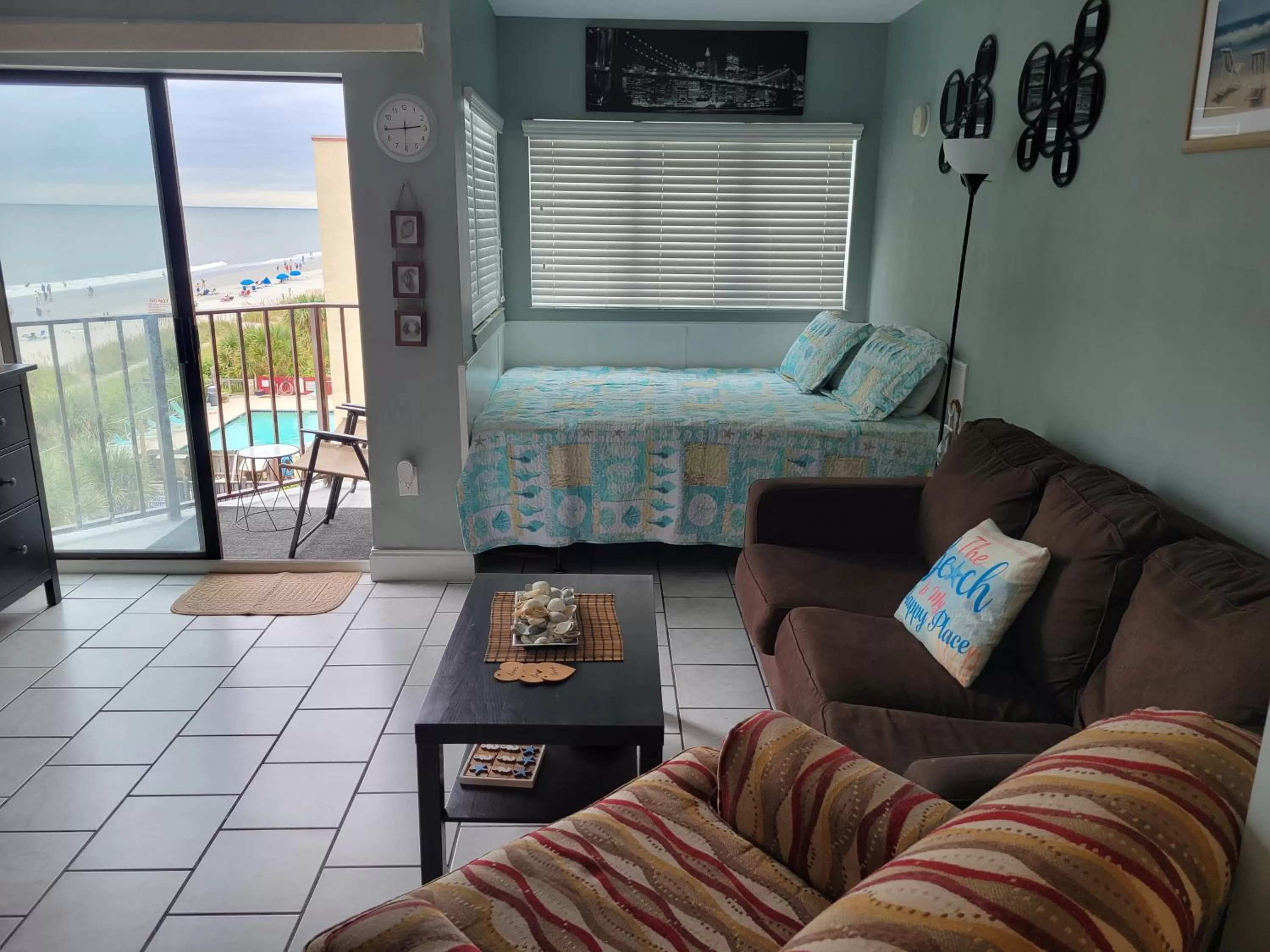 Seating Area in The Palace Unit 305