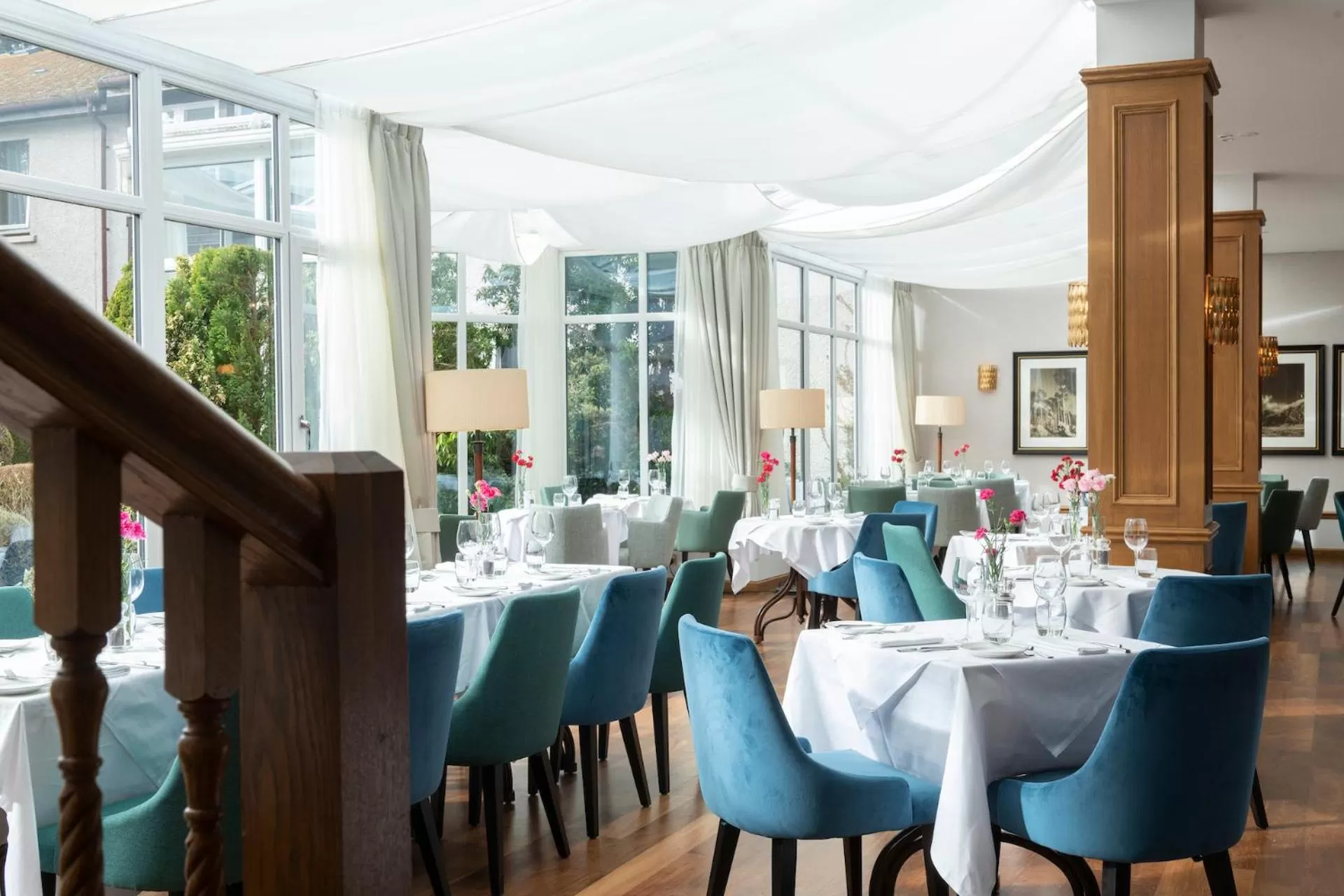 Restaurant/places to eat in Kingsmills Hotel