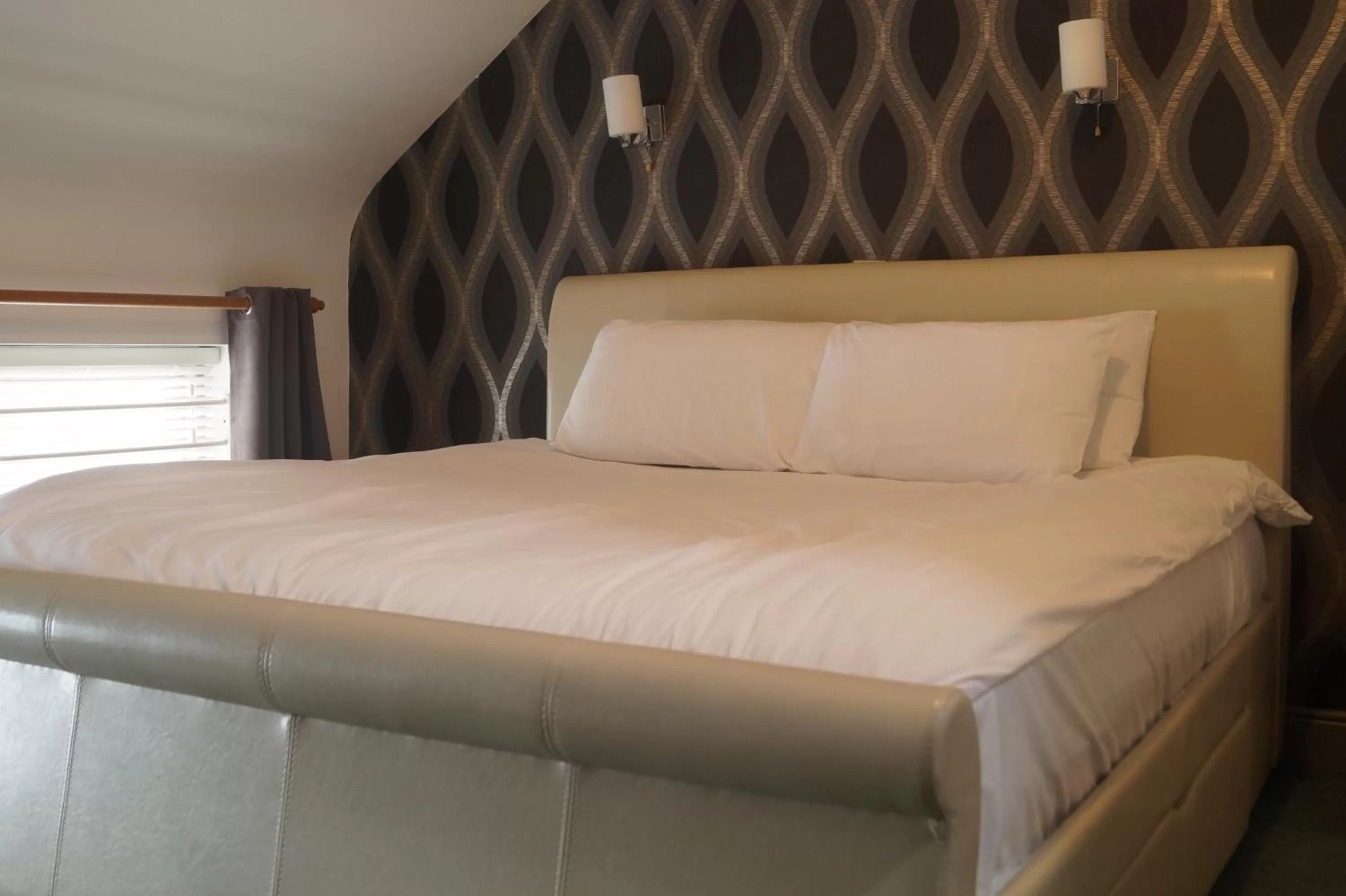 Bedroom, Bed in The Narrows