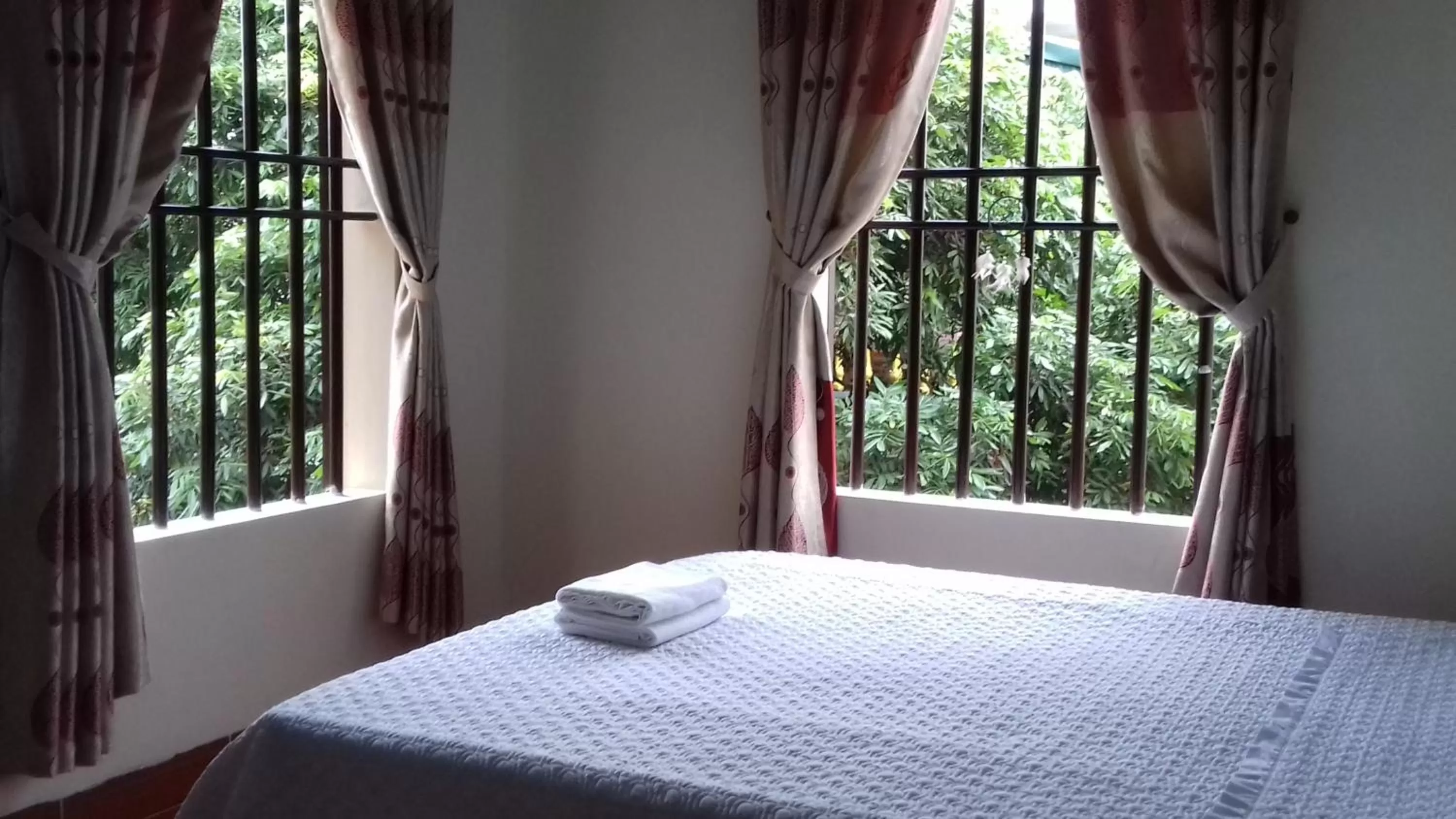 Bed in Tam Coc Family Hotel