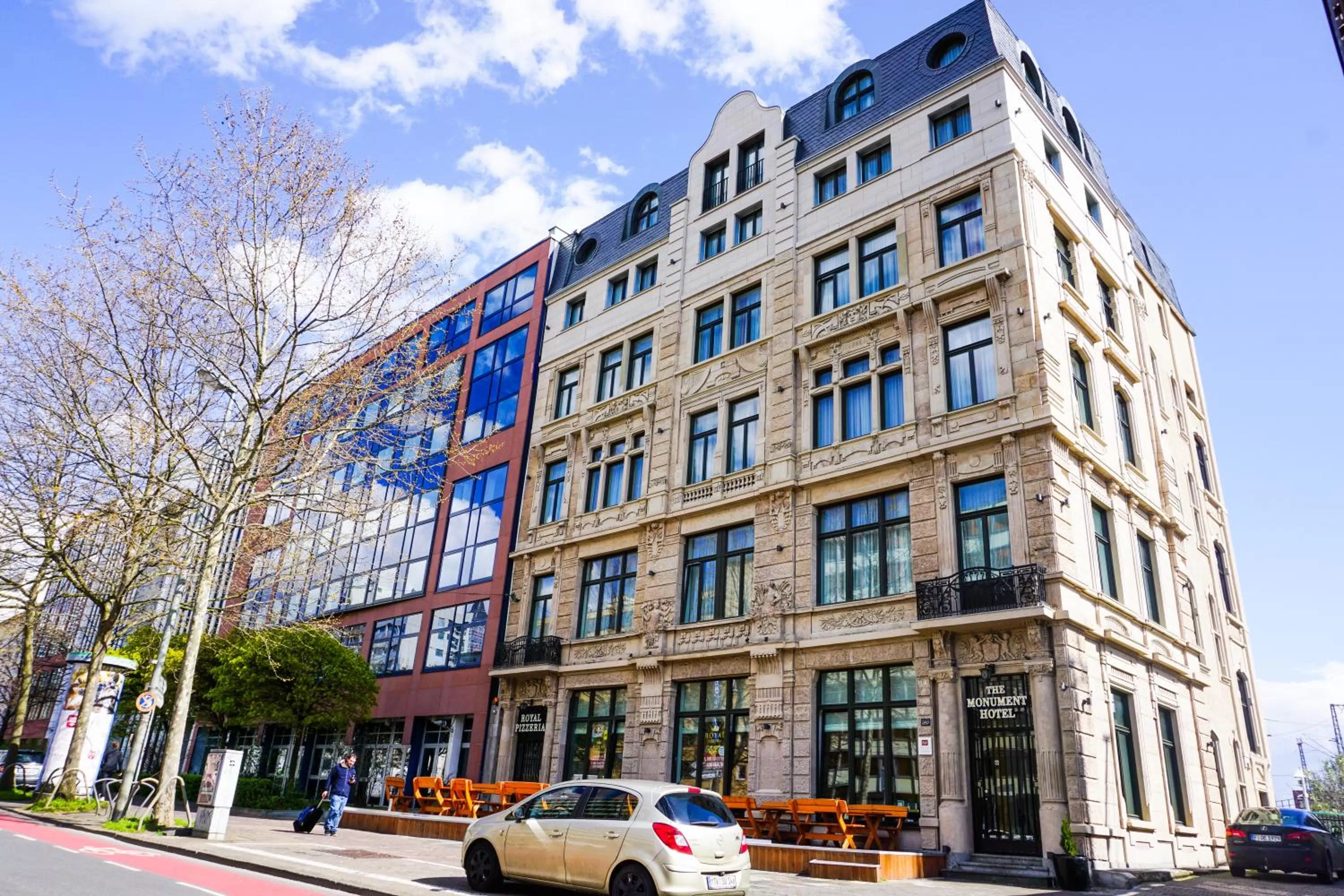 Property Building in The Monument Hotel - BW Signature Collection