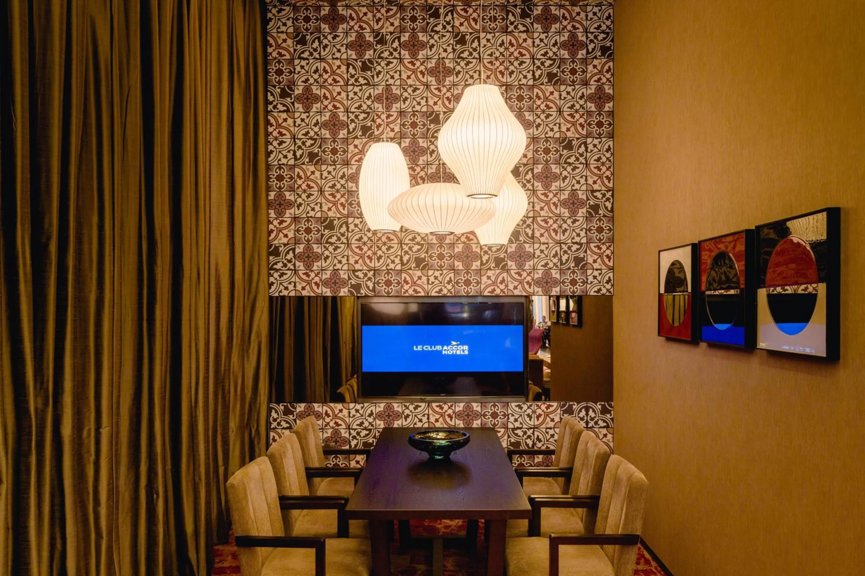 Decorative detail in Mercure Singapore Bugis