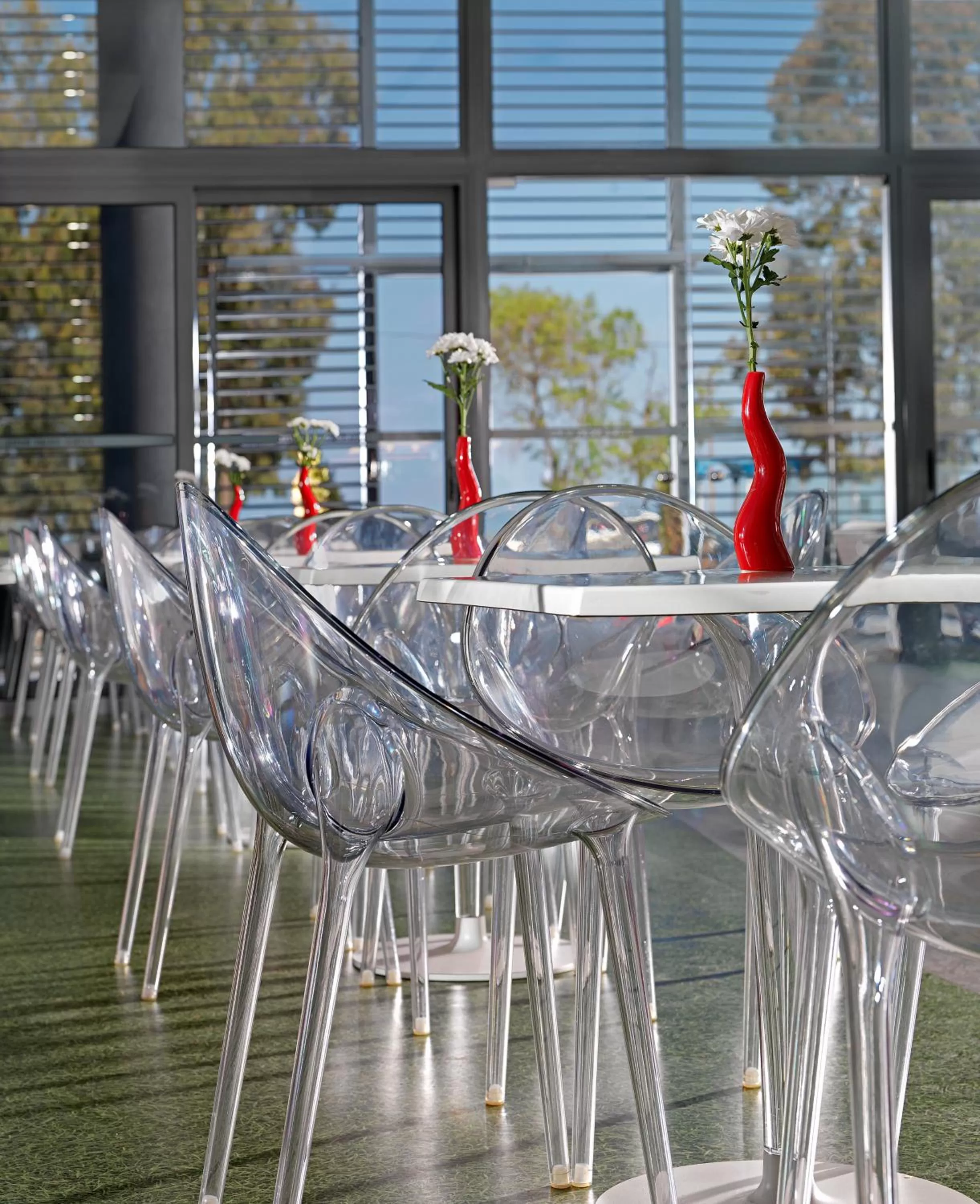 Restaurant/places to eat in Airotel Patras Smart Hotel