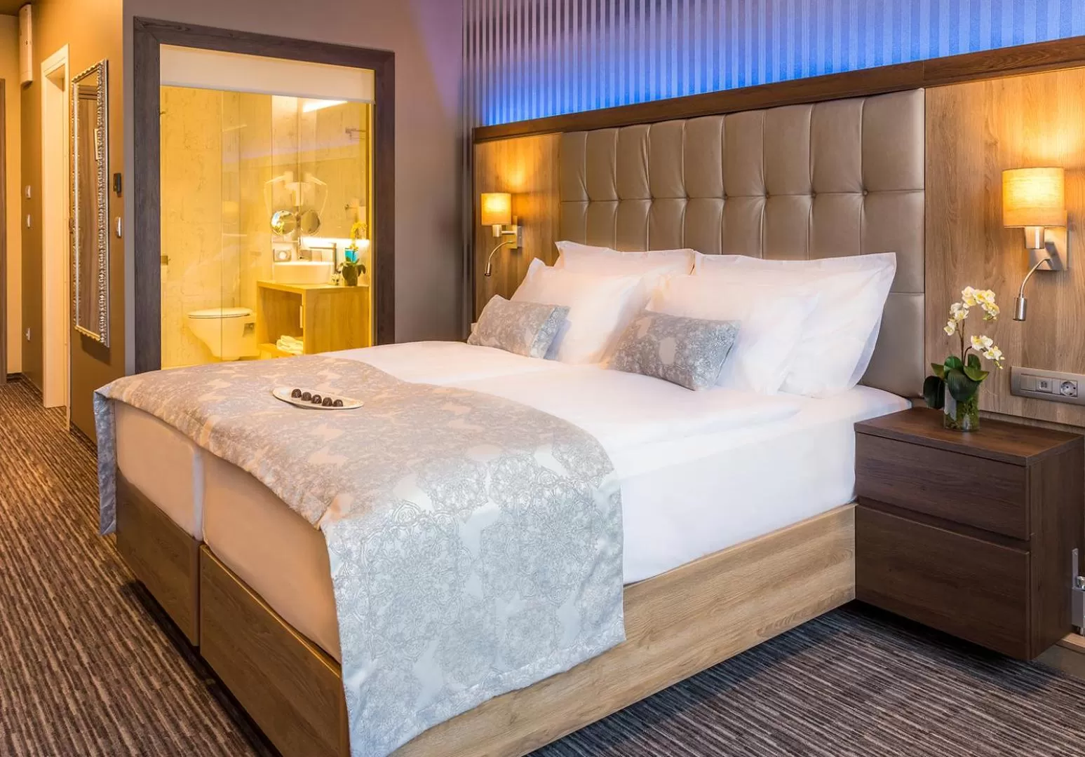 Decorative detail, Bed in Admiral Hotel