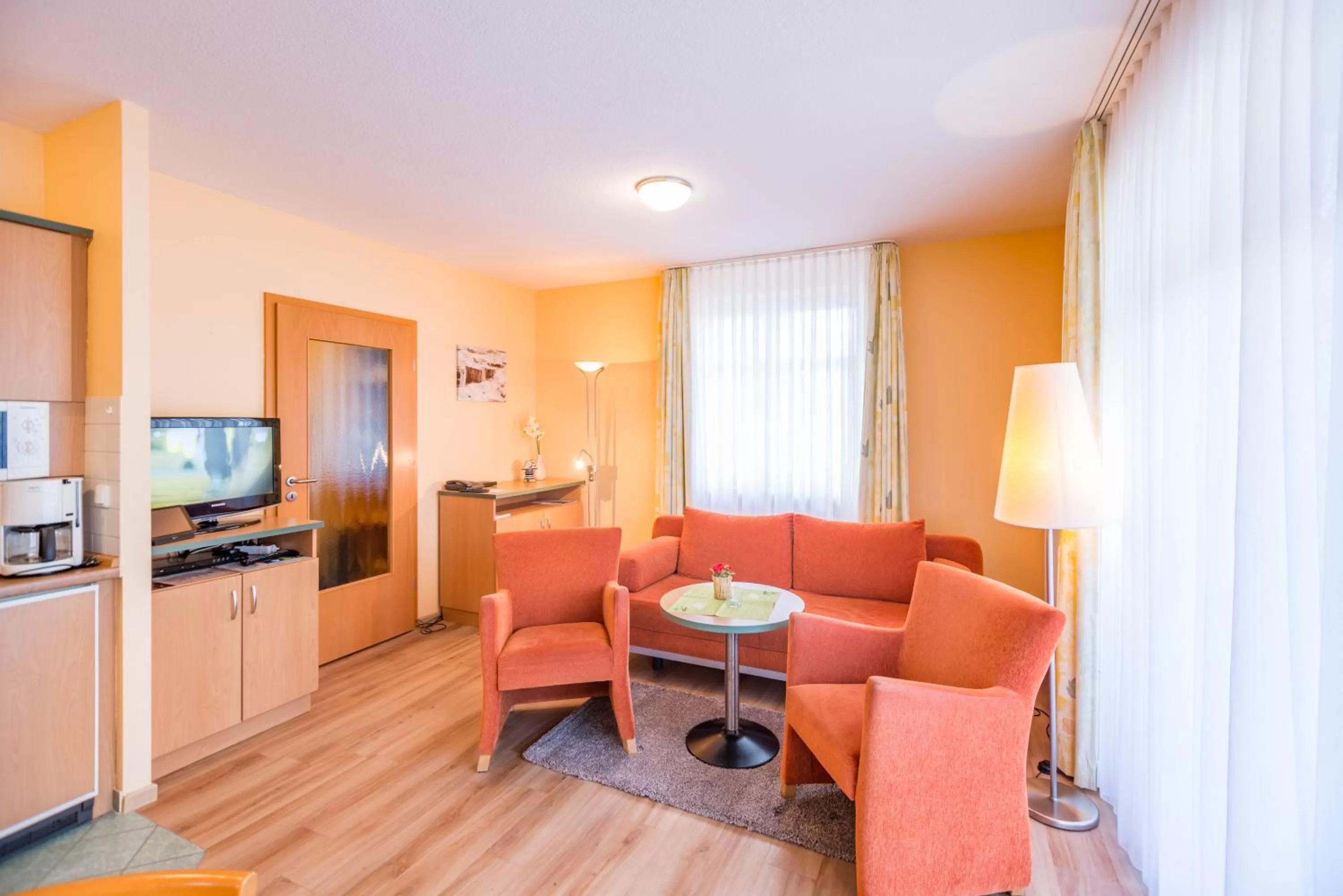 Photo of the whole room, Seating Area in Am Weststrand Apartmenthaus Waldeck