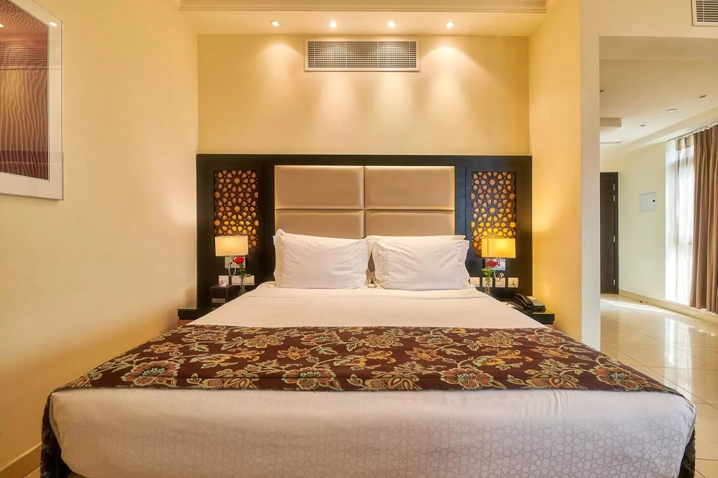 Bed in Bahi Ajman Palace Hotel