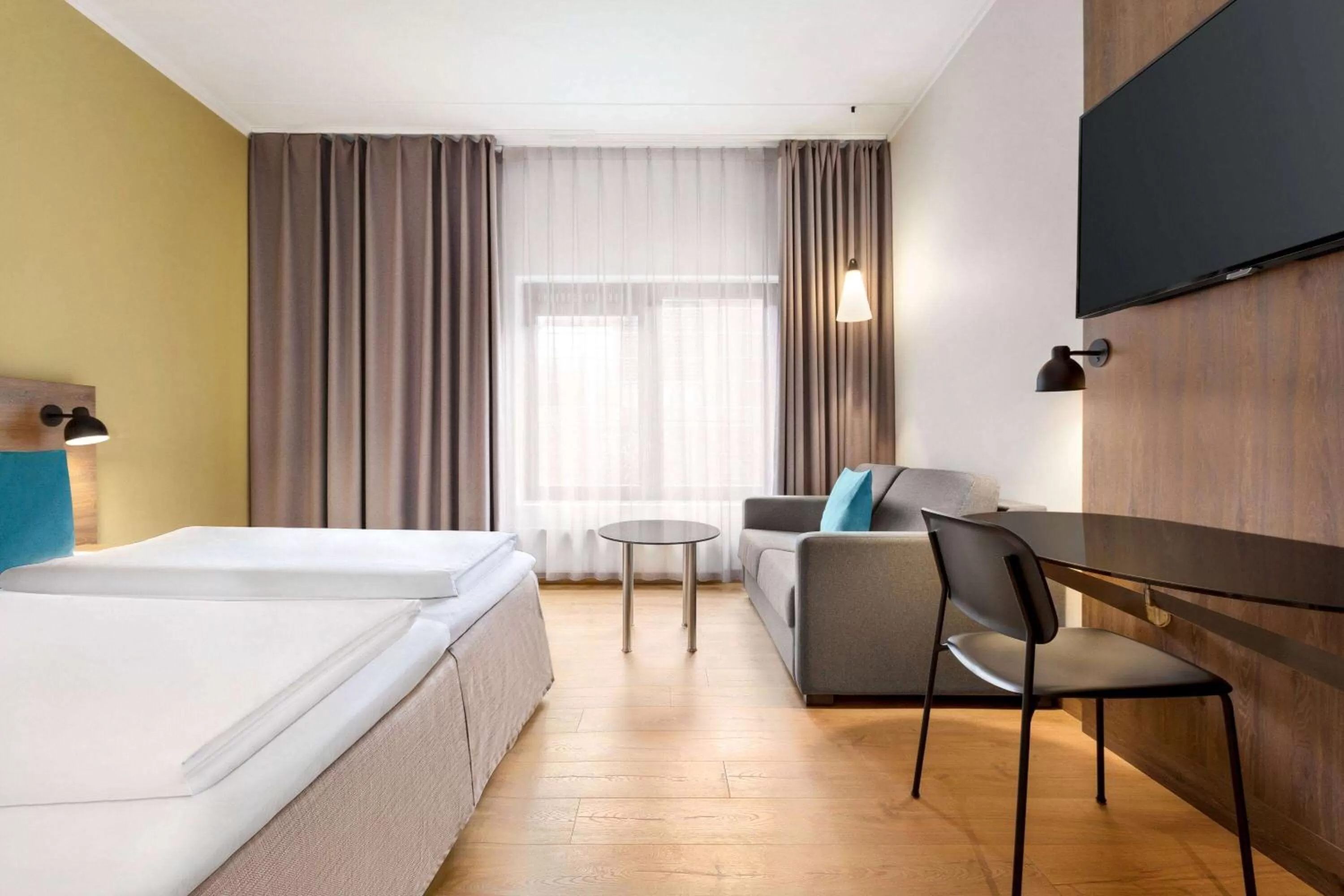 Photo of the whole room, Bed in Comwell H C Andersen Dolce by Wyndham