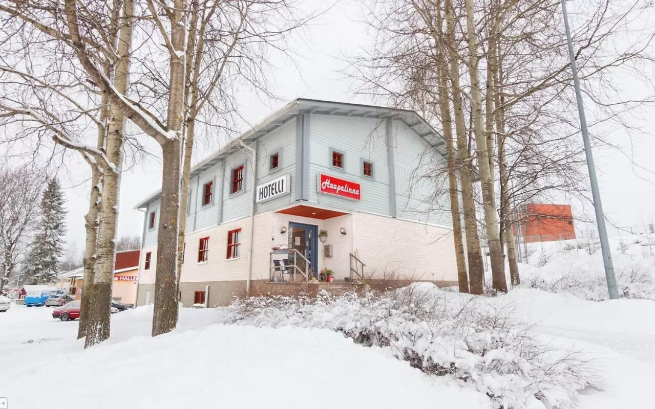 Facade/entrance in Hotelli Uninen Tampere
