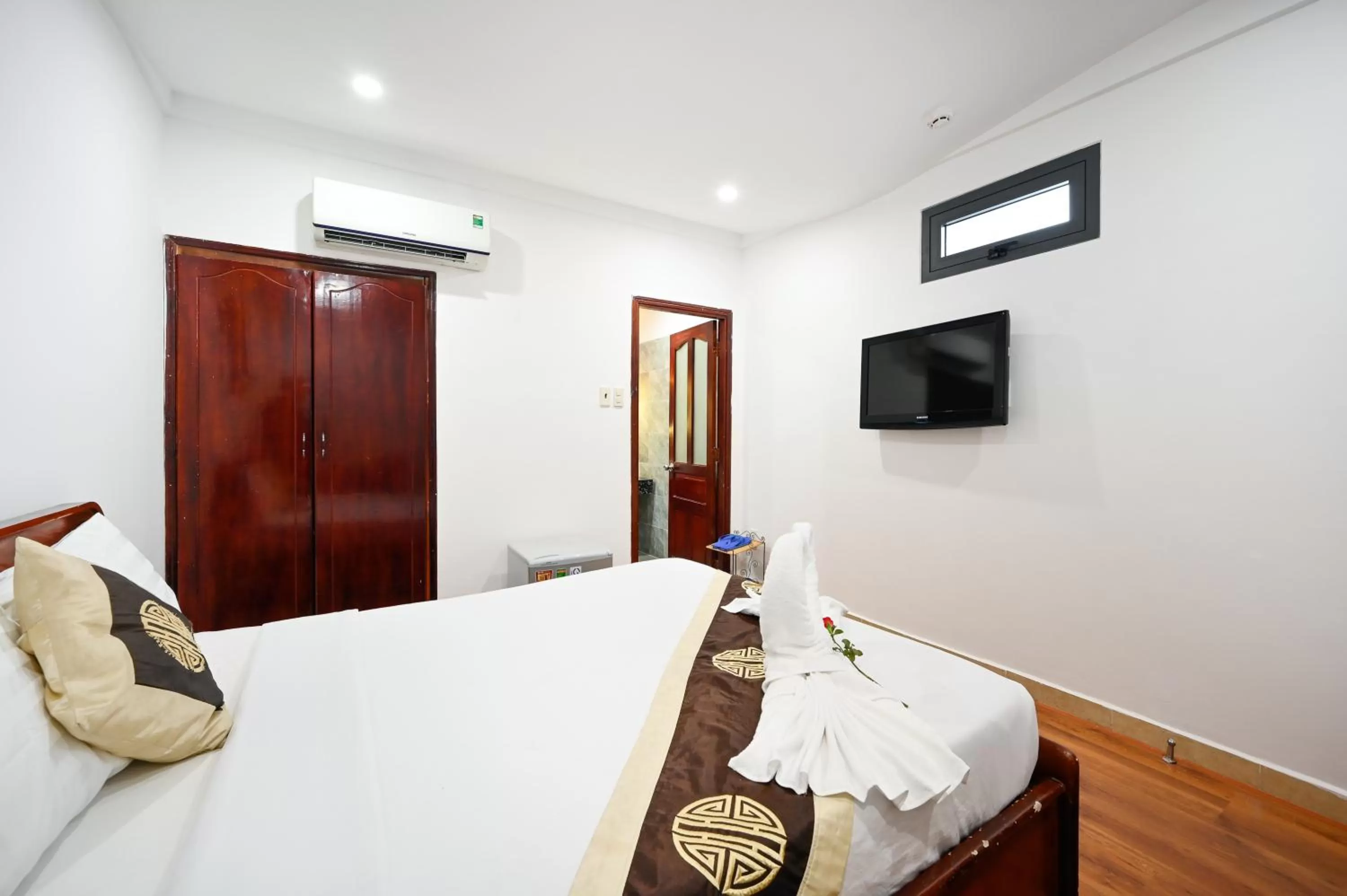 TV and multimedia in TN Central Hotel