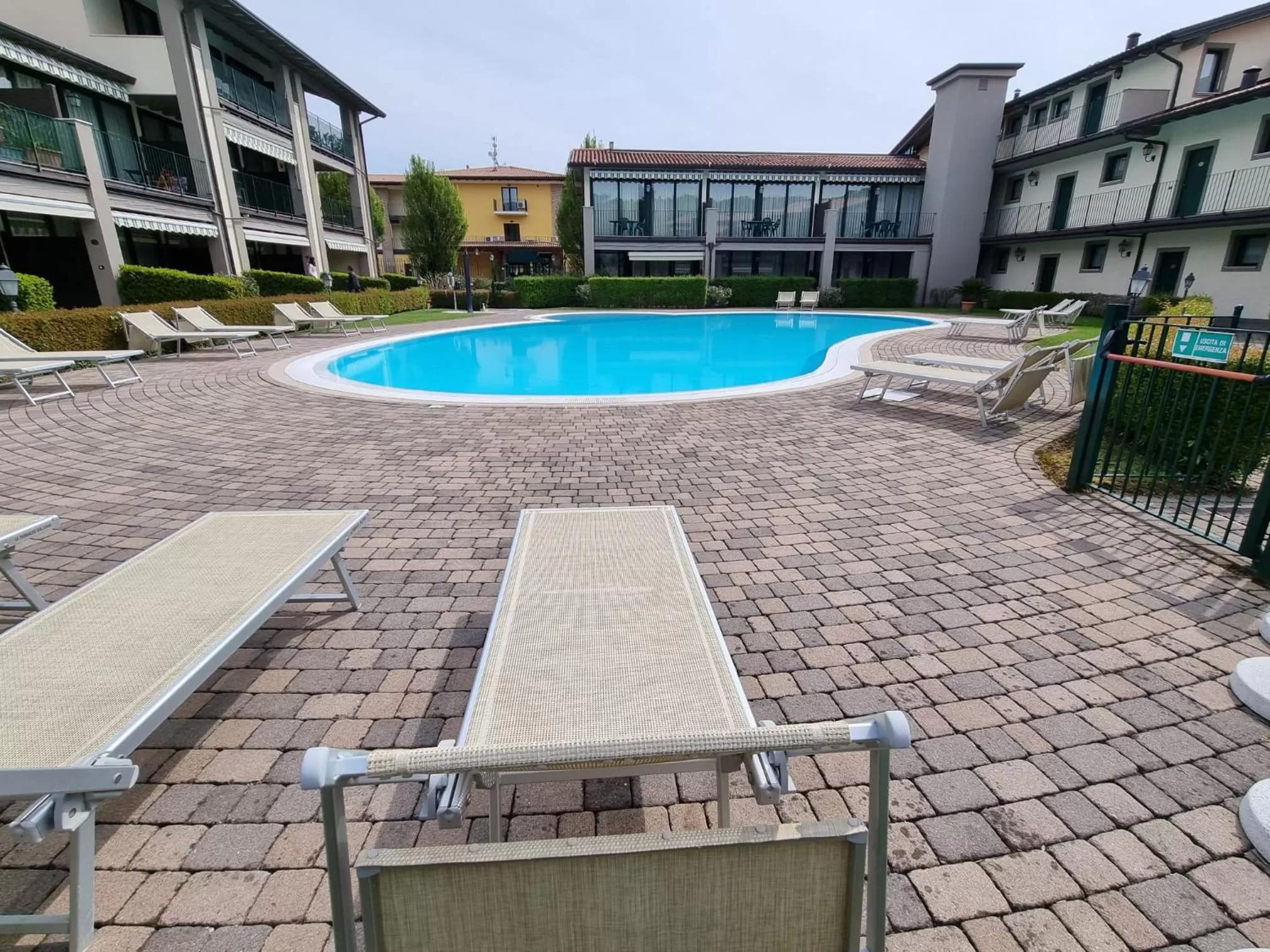 Property building in Le Terrazze sul Lago Hotel & Residence