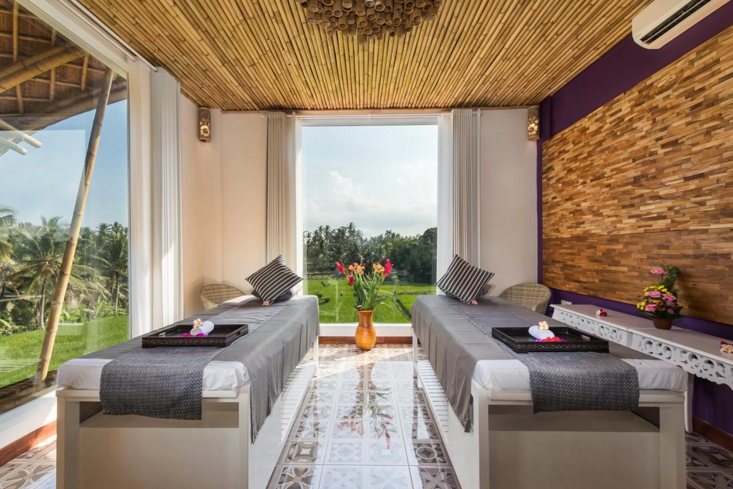 Massage in Wadari Retreat Villa Ubud