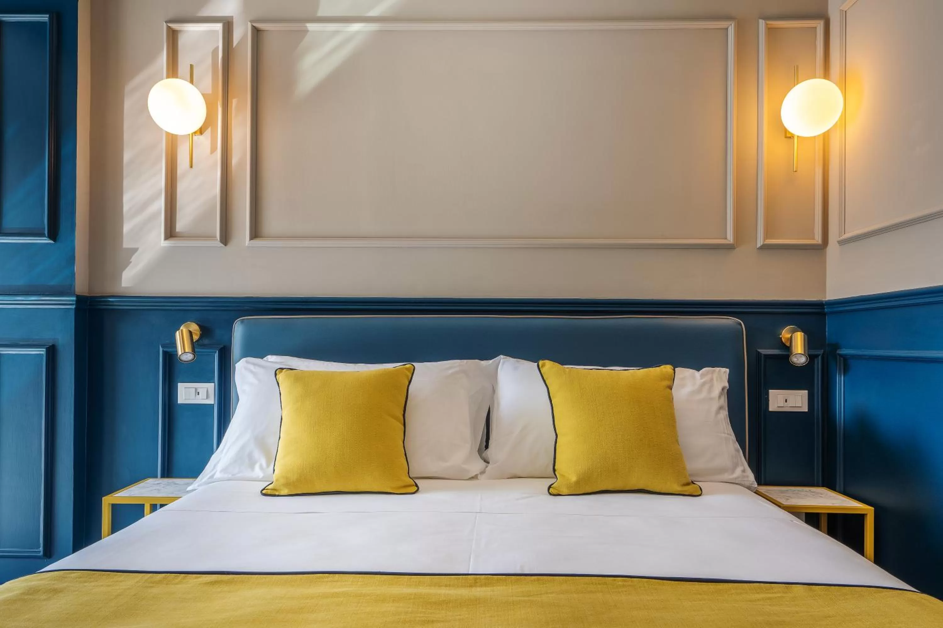 Photo of the whole room, Bed in Hotel Mary