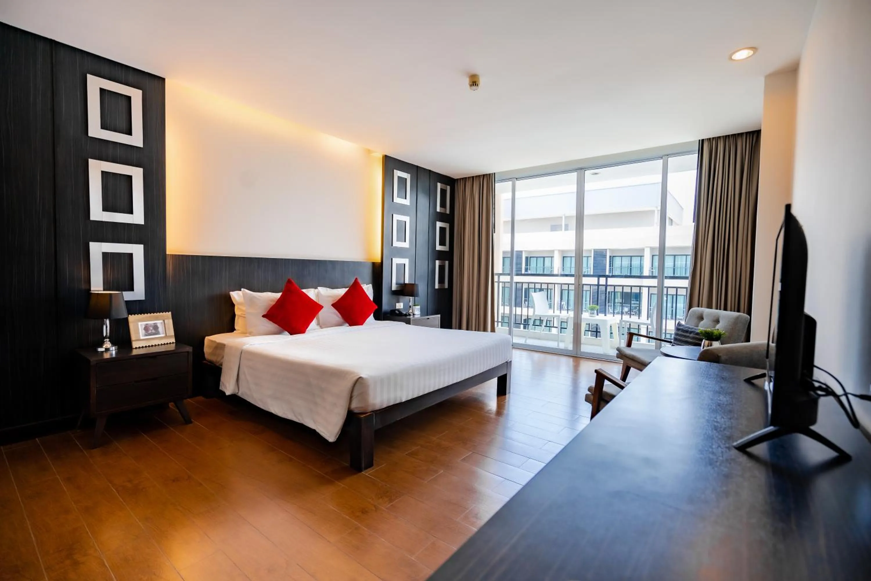 Bed in Hotel J Pattaya