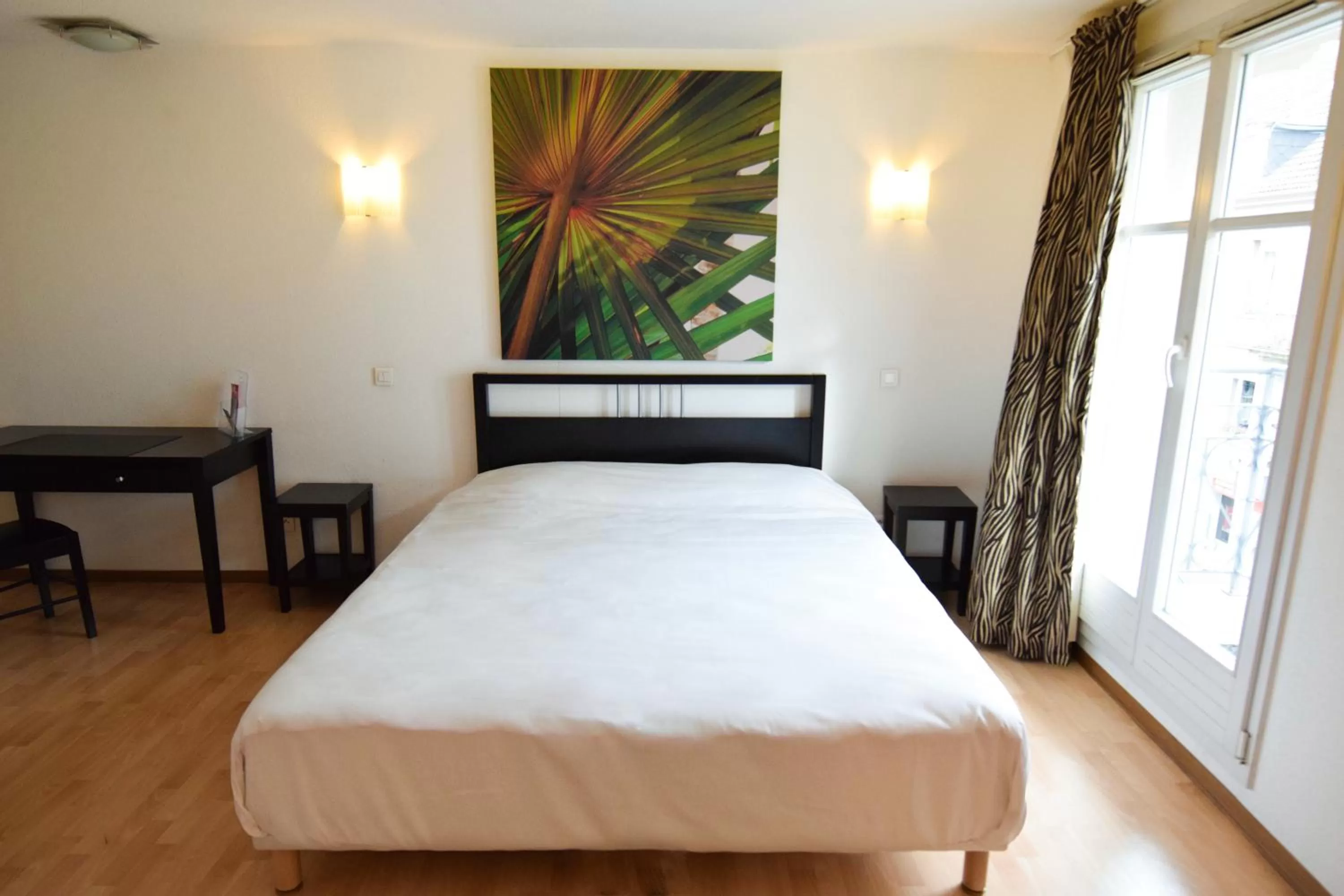 Bedroom, Bed in Residhotel Mulhouse Centre