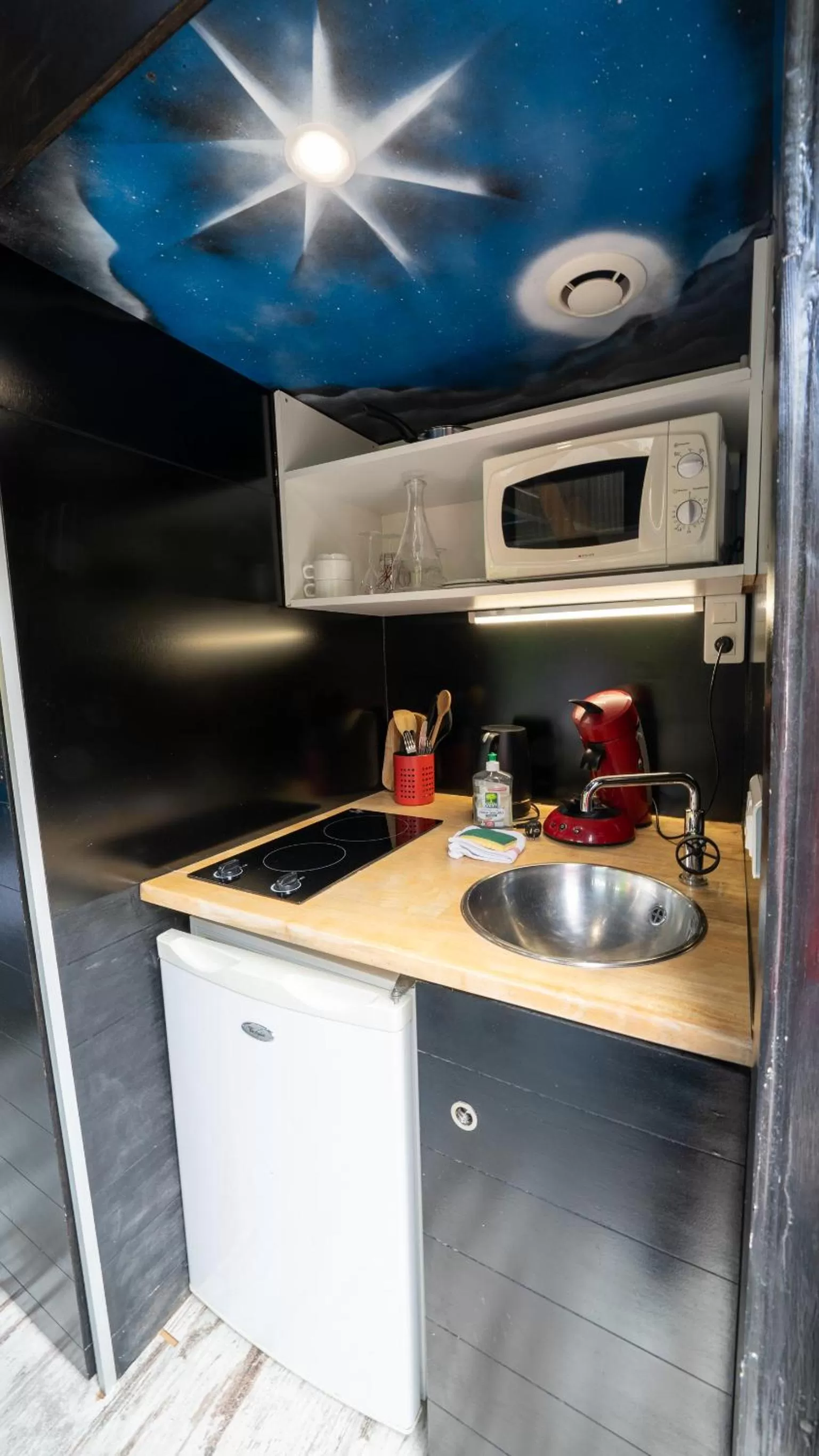 Kitchen or kitchenette in Le Village de la Champagne - Slowmoov