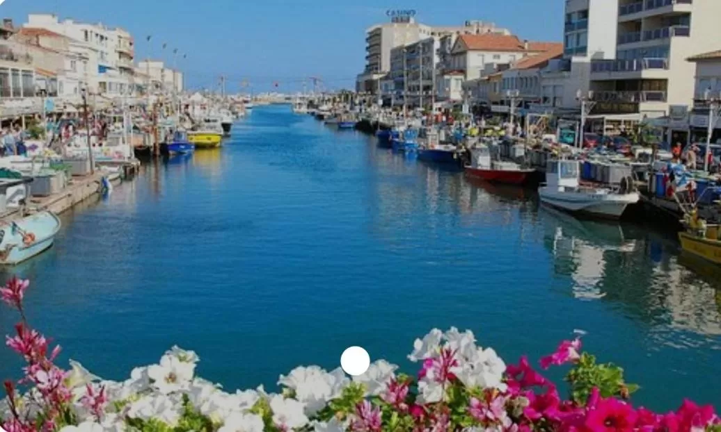 Nearby landmark in Private ROOM