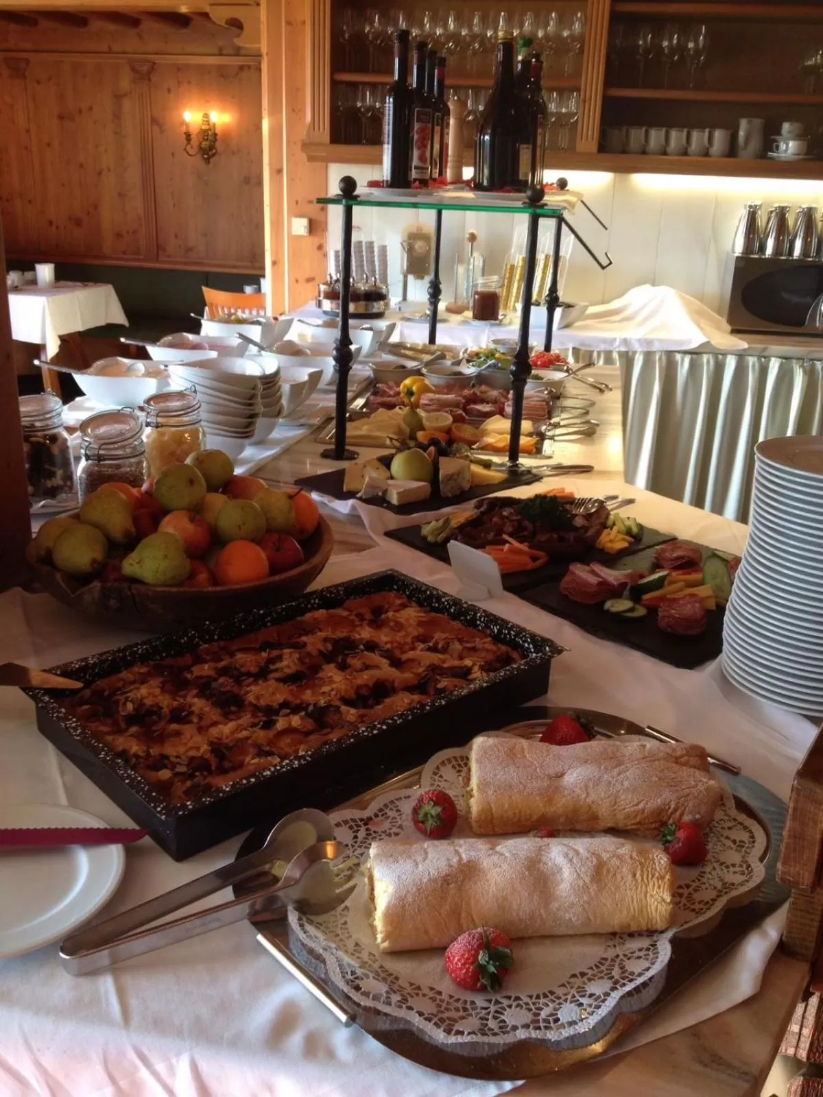 Breakfast in Scheffer's Hotel