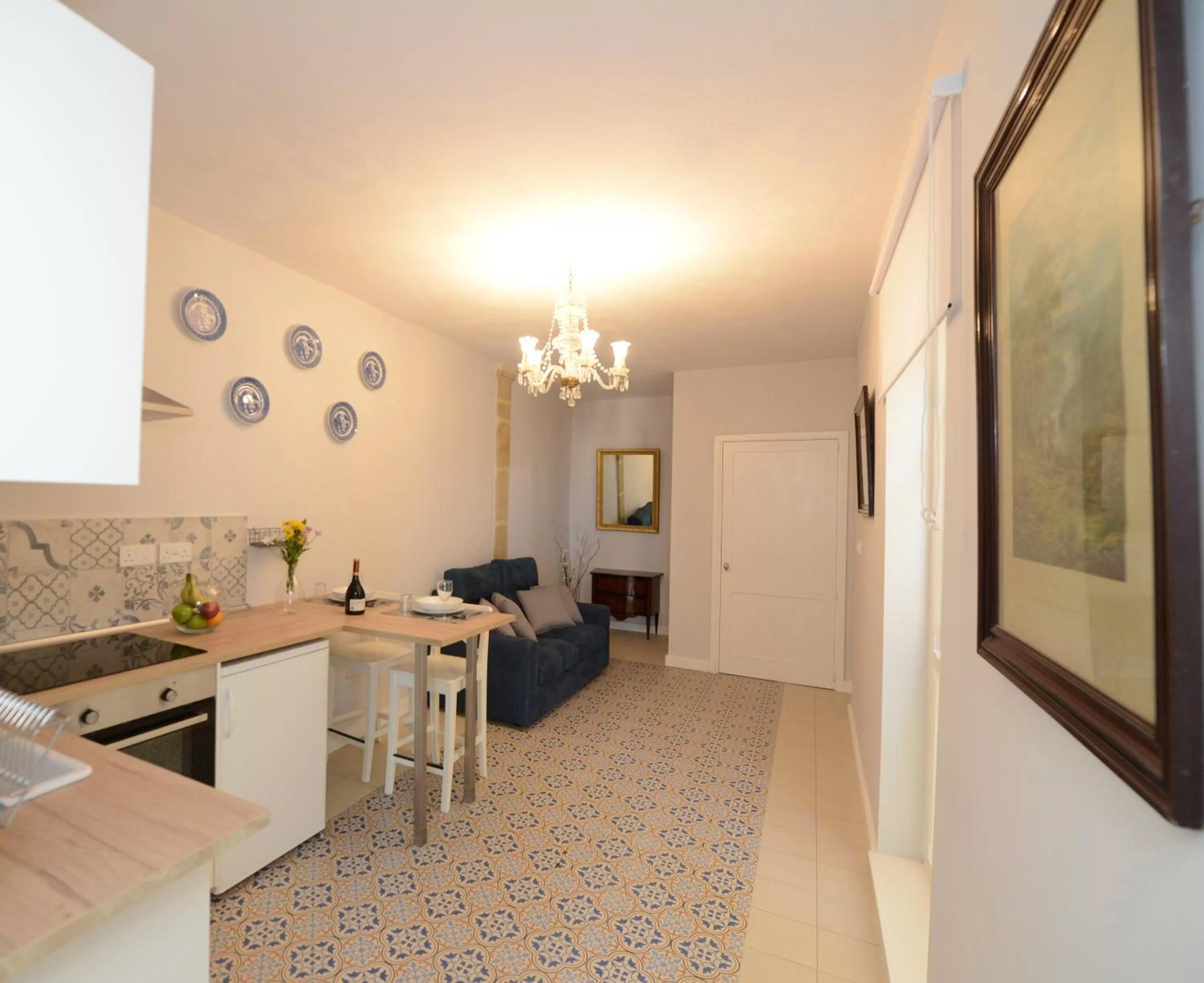 Dining area in Paulos Valletta