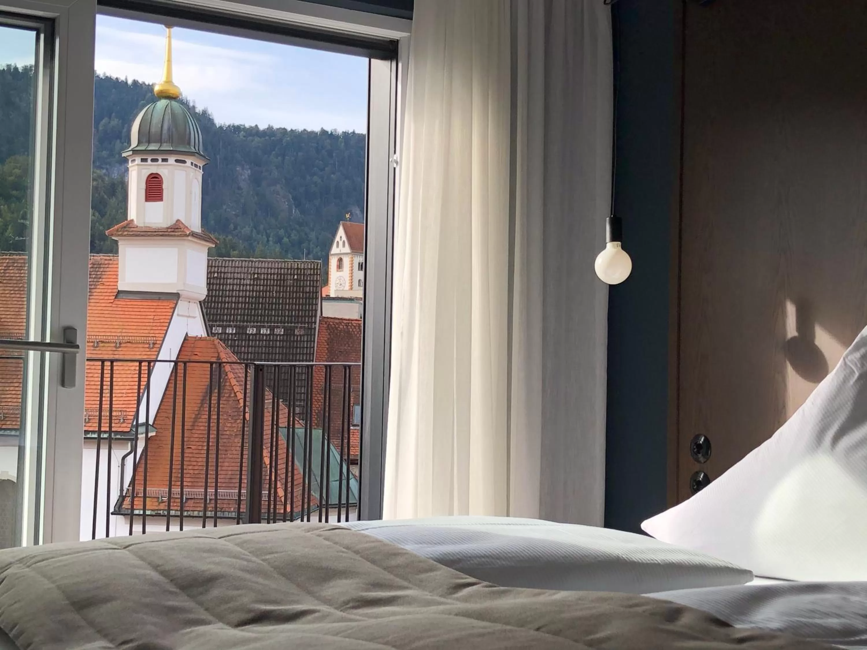 View (from property/room), Bed in Hotel Sonne