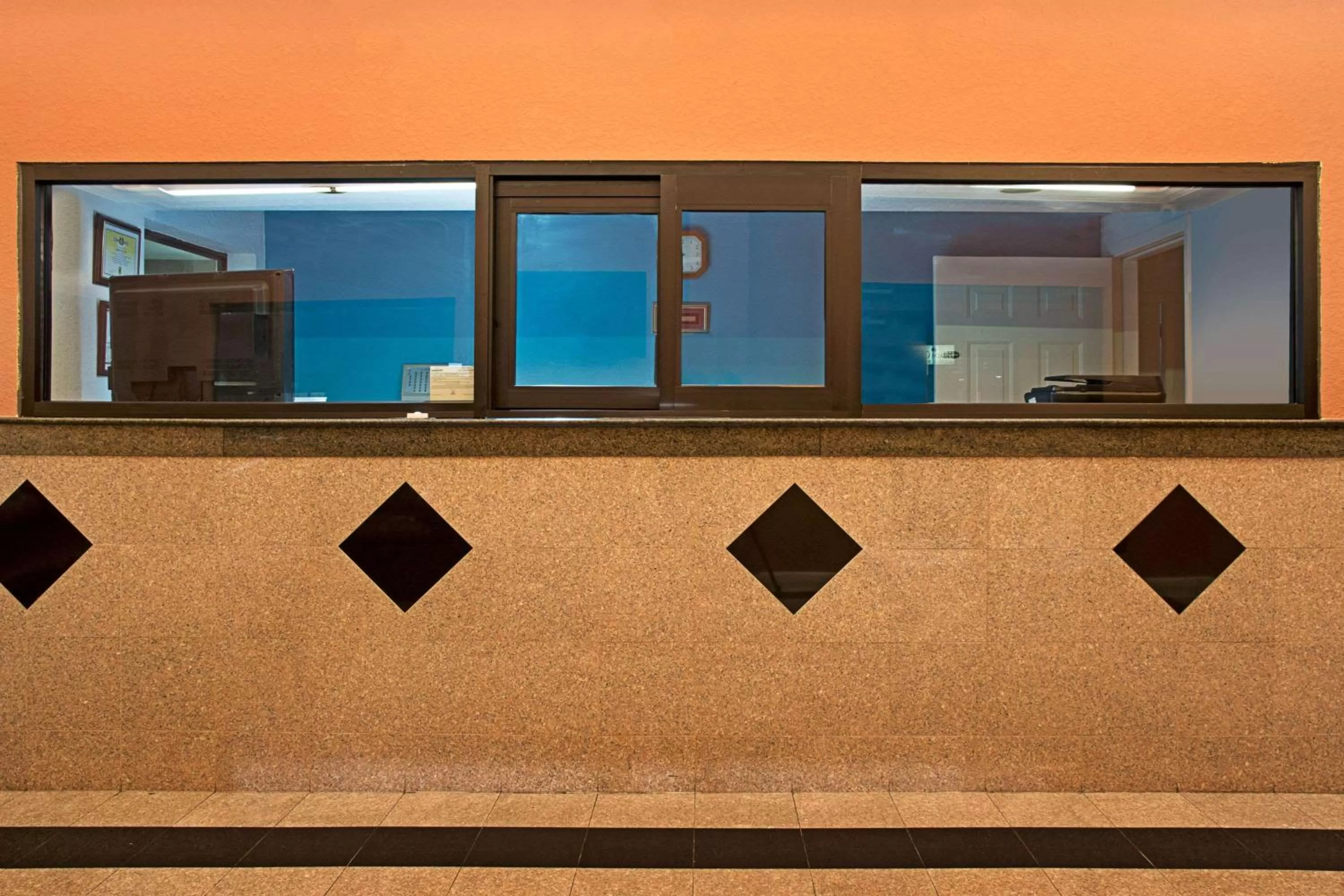 Lobby or reception in Super 8 by Wyndham Houston/Brookhollow NW