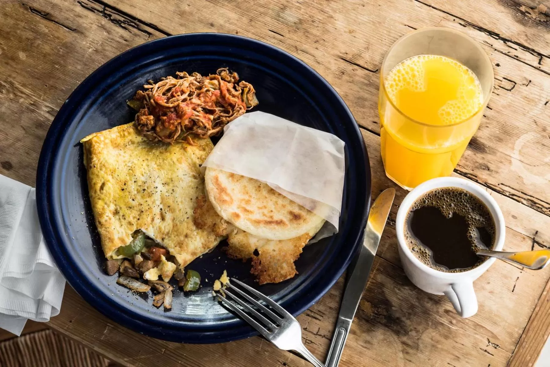 Breakfast in Blue Door Housing Historic Quito