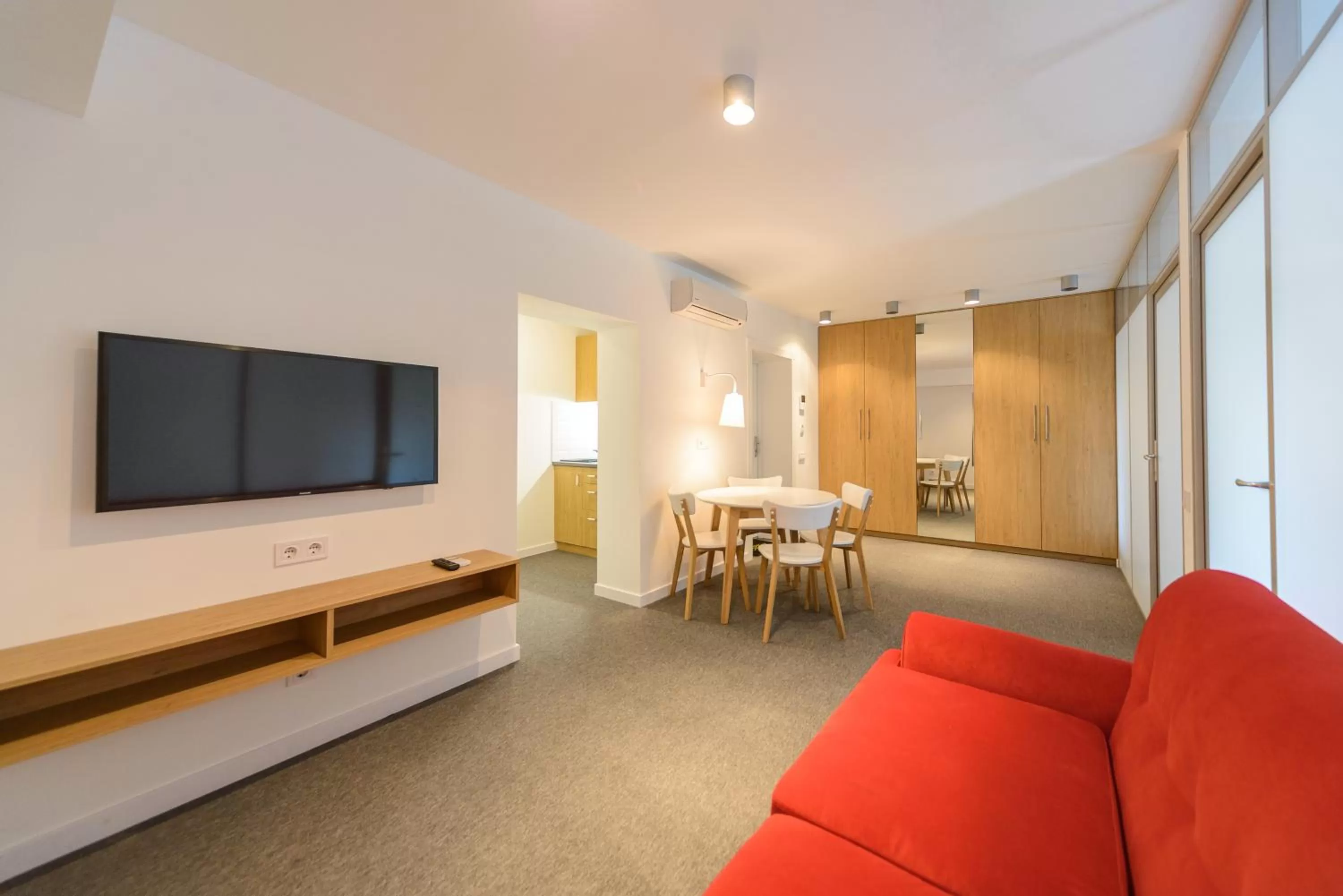 Communal lounge/ TV room, TV/Entertainment Center in Partner Guest House