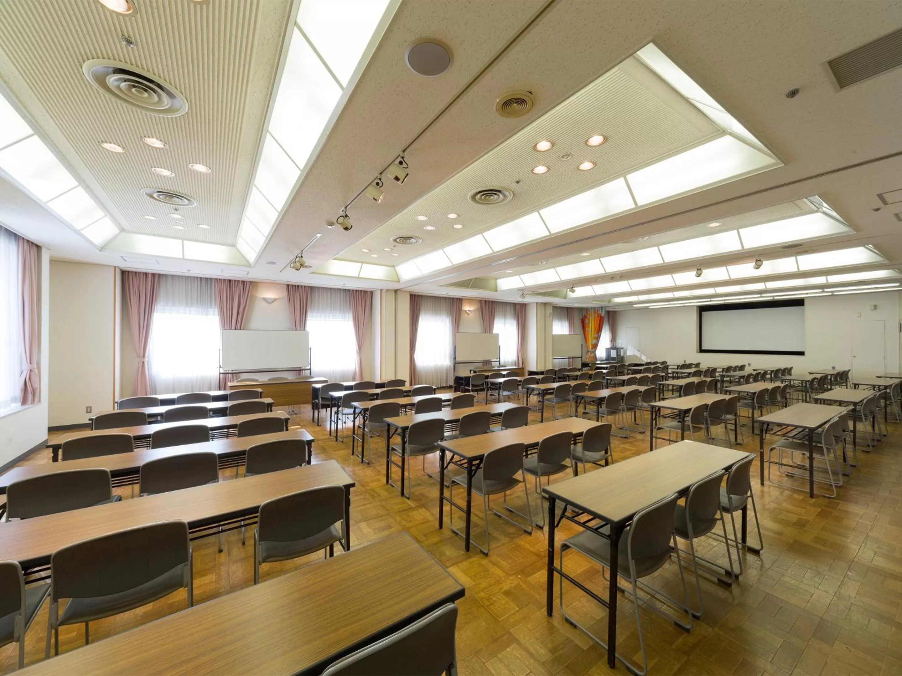 Area and facilities in Hiroshima International Youth House JMS Aster Plaza